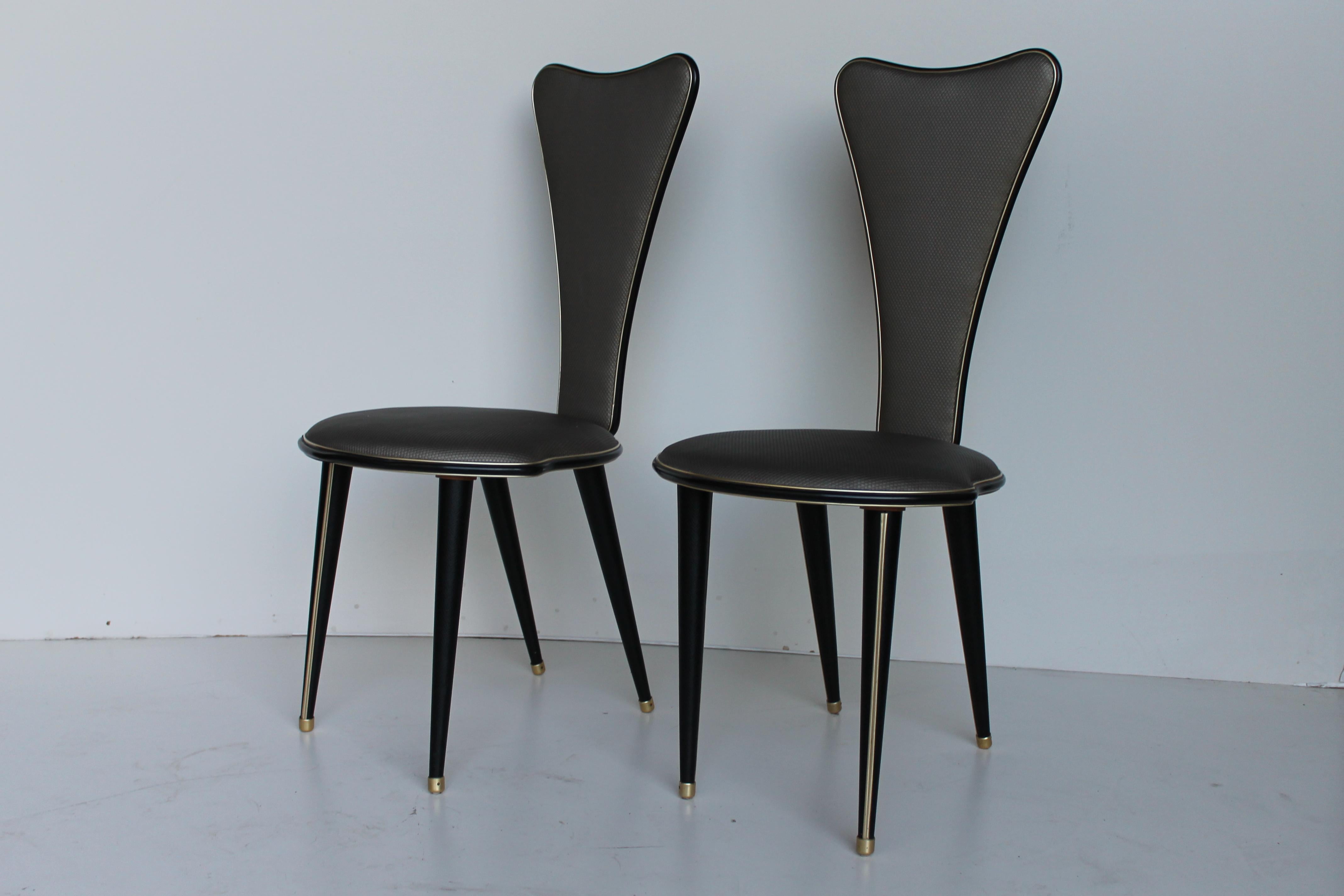 Vier Umberto Mascagni-Stühle, Harrods-Serie (Mitte des 20. Jahrhunderts) im Angebot