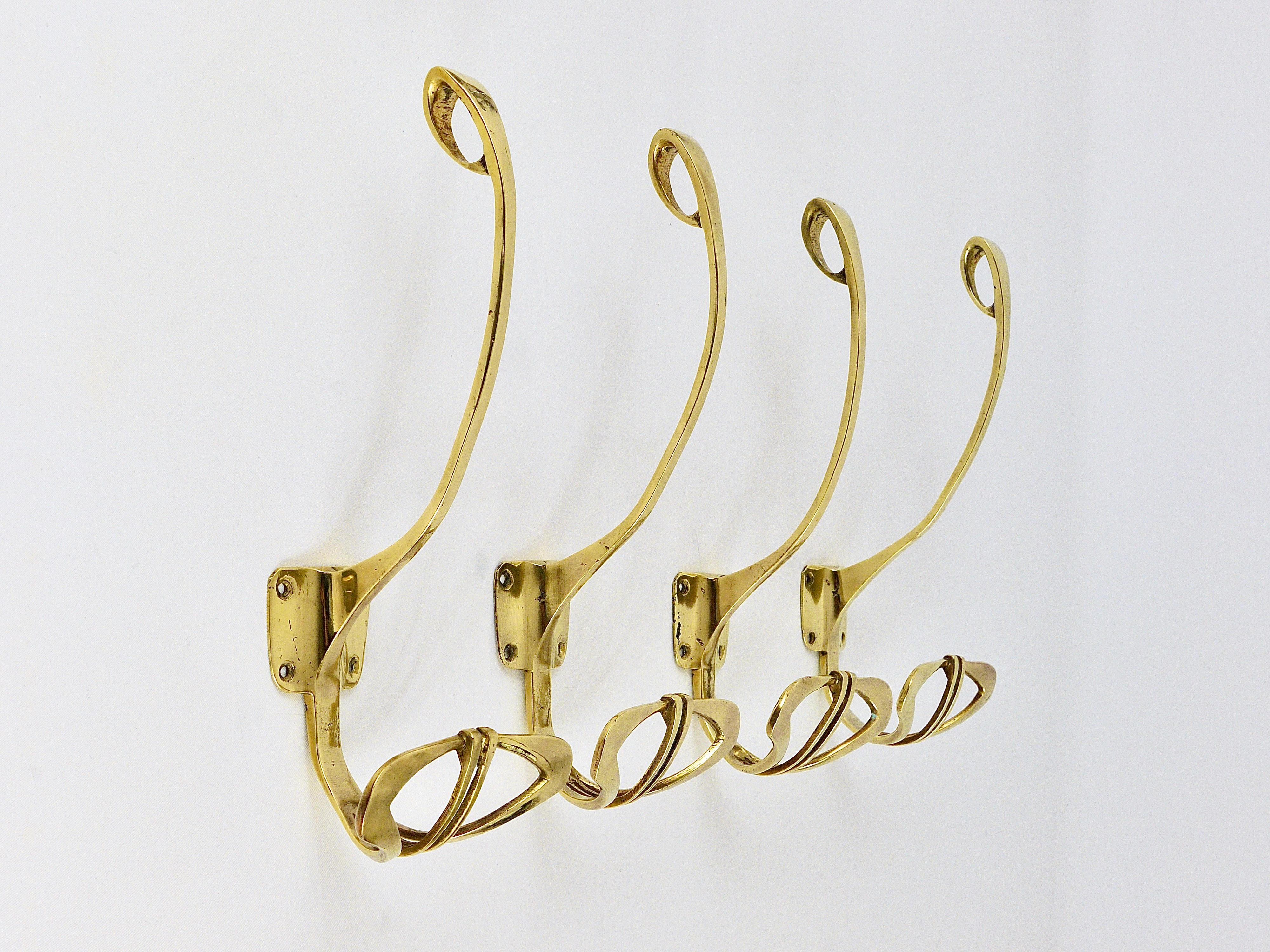Four Very Large Handcrafted Art Nouveau Brass Wall Hooks, France, 1920s 2