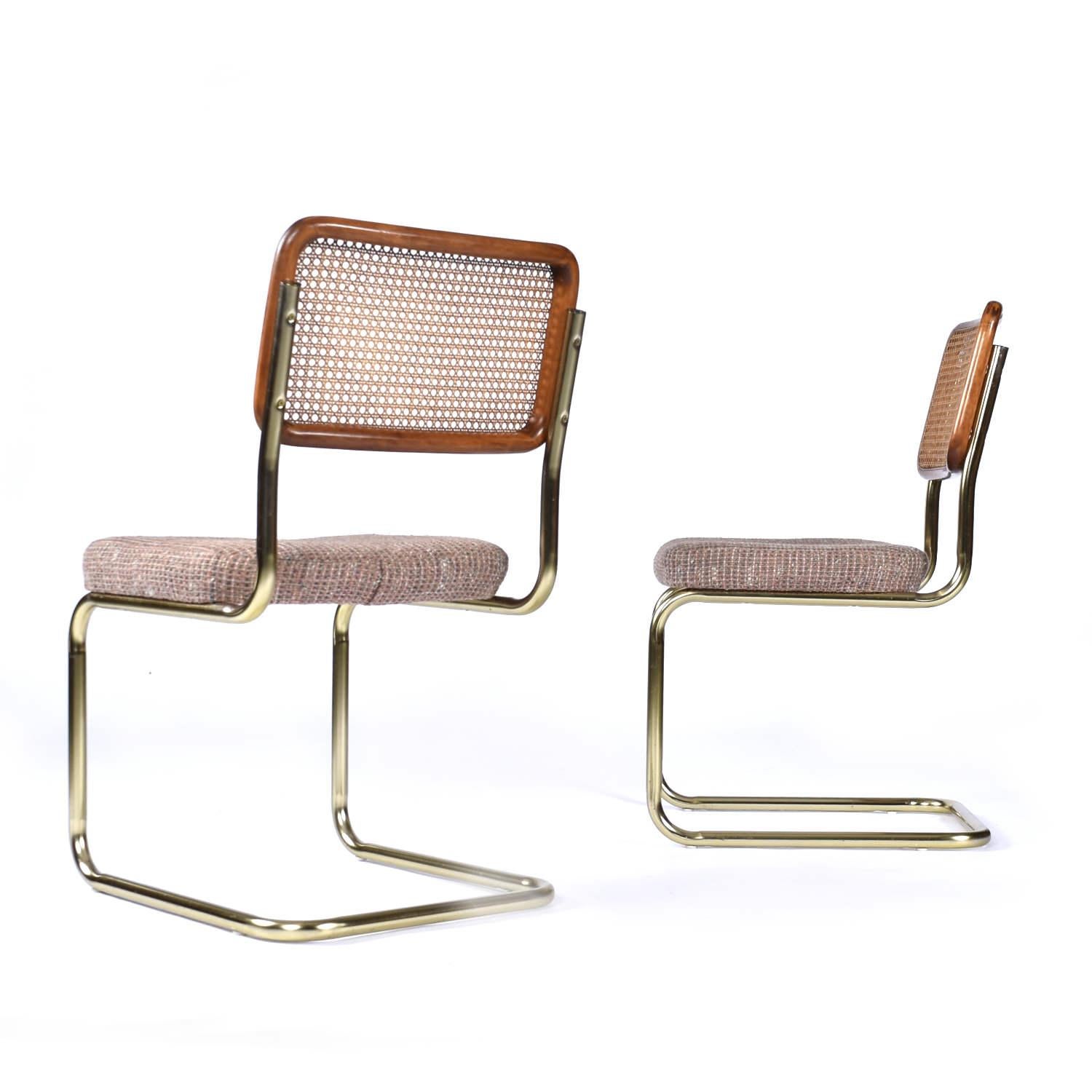 Quatre chaises vintage cannées de style Cesca avec sièges tapissés mauves Bon état - En vente à Chattanooga, TN
