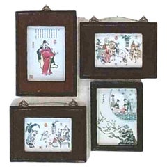 Cuatro placas de porcelana china pintadas a mano C1940
