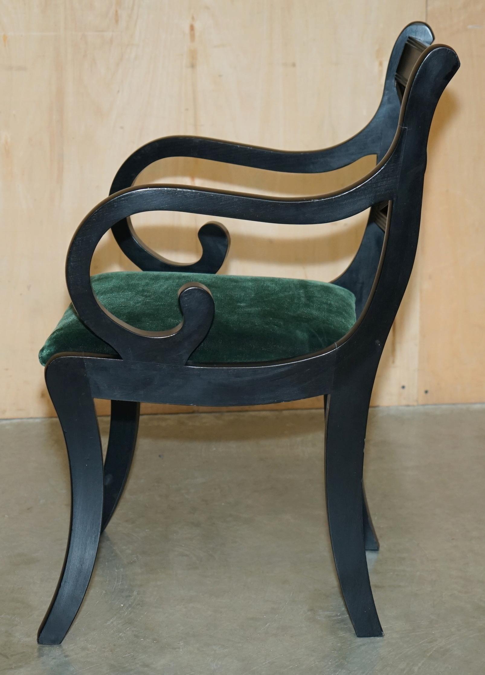 FOUR VINTAGE ENGLISH REGENCY EBONISED SABRE LEG GREEN VELVET DINING CHAiRS 4 For Sale 10