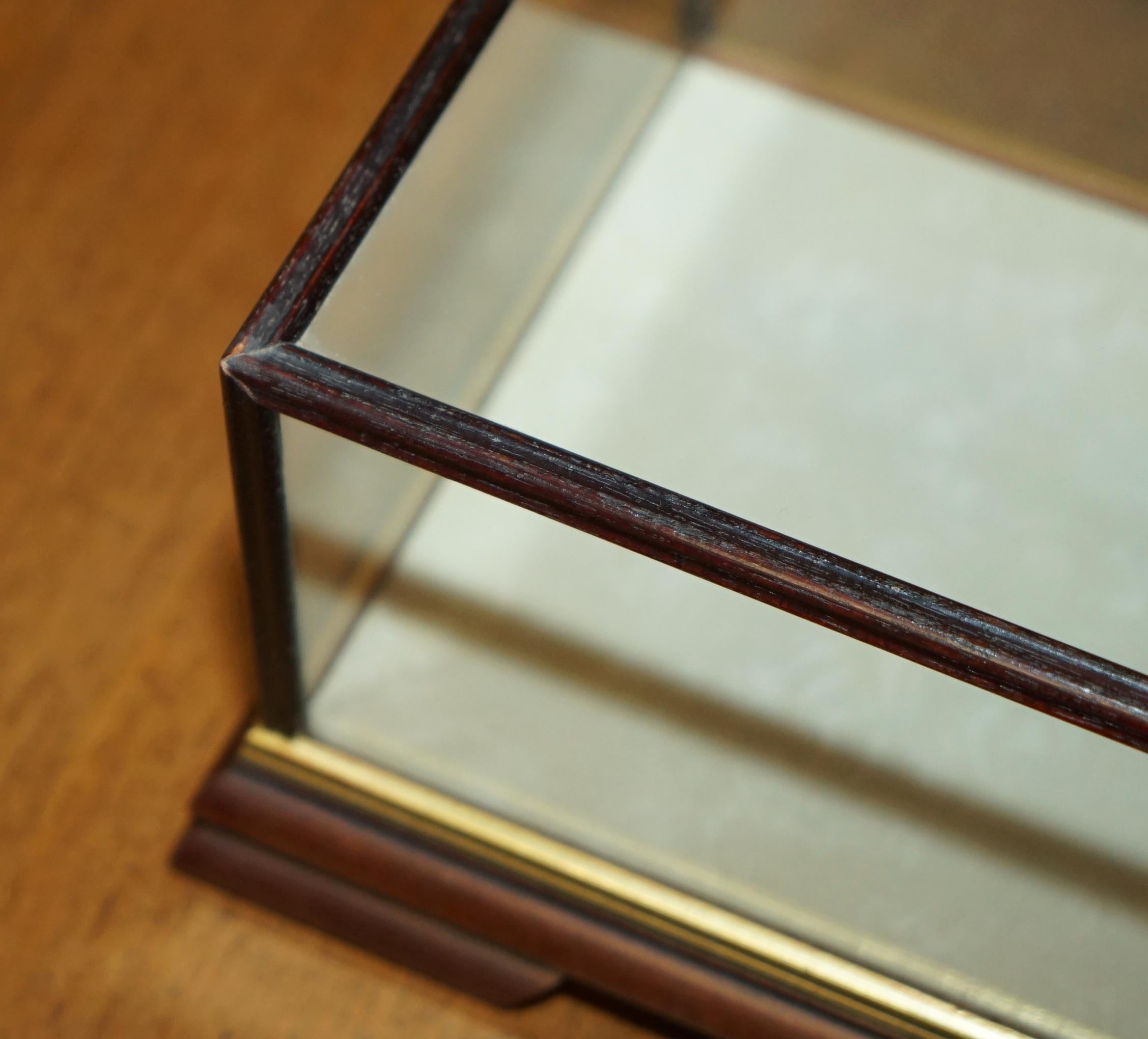 Hand-Crafted FOUR VINTAGE HARDWOOD & GLASS TABLE TOP DISPLAY CASES FOR TRiNKETS 21X32X15CM For Sale