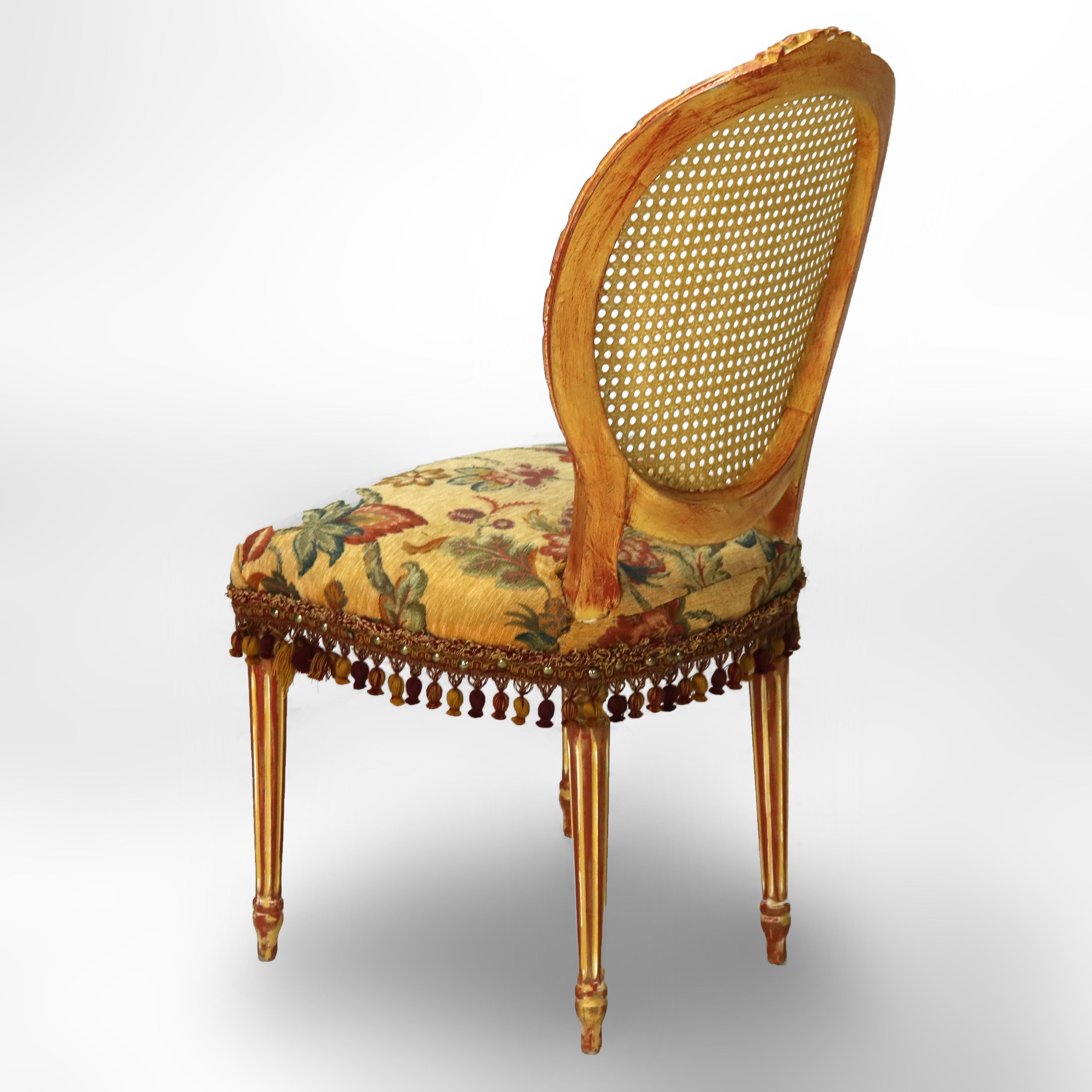 Vier Vintage Louis XV Polychromed & gepresst Cane Wohnzimmer Stühle C1940 im Zustand „Gut“ im Angebot in Big Flats, NY