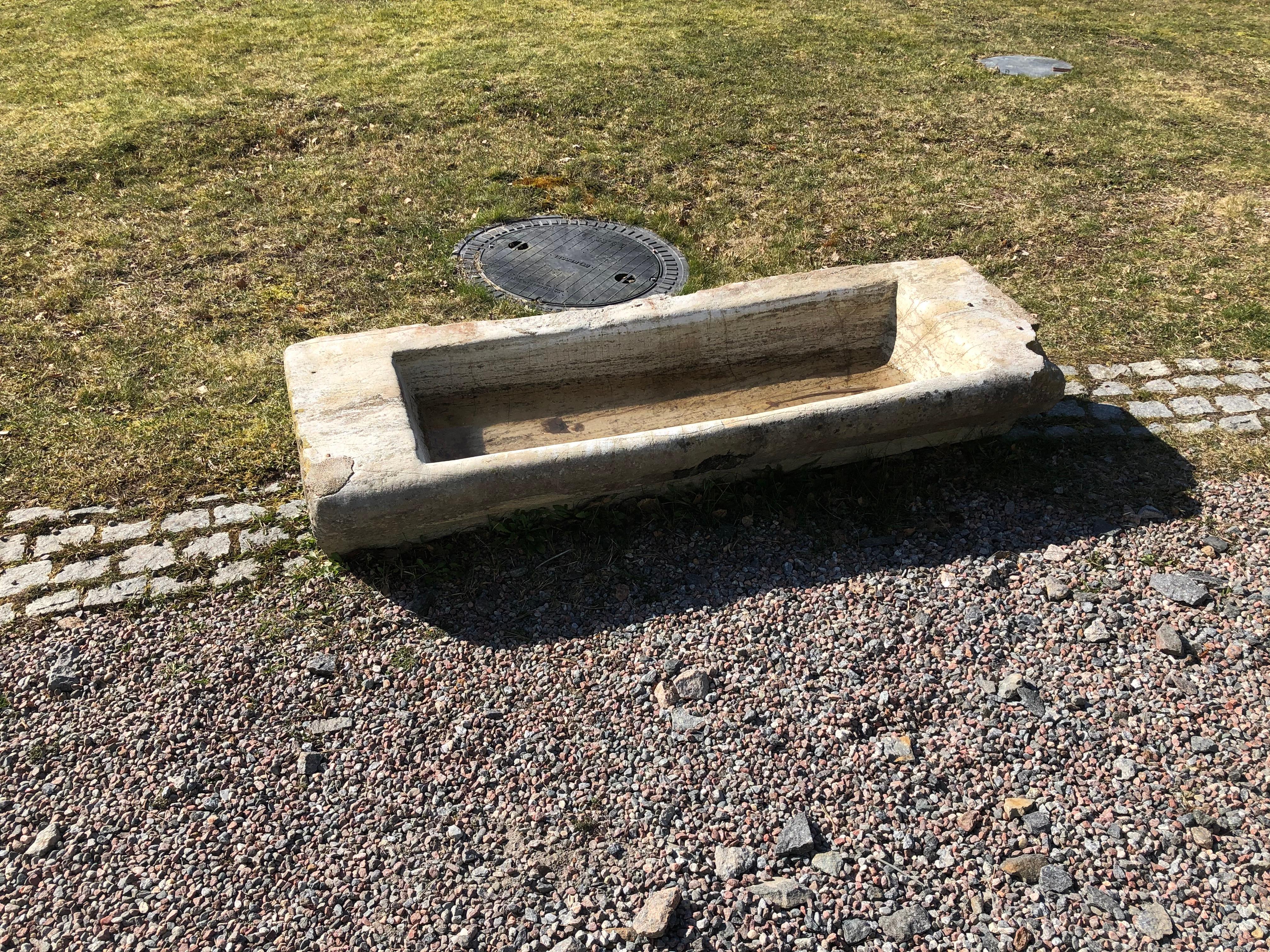 Four Water Basins Made of Swedish Marble, 17th Century In Distressed Condition In Stockholm, SE