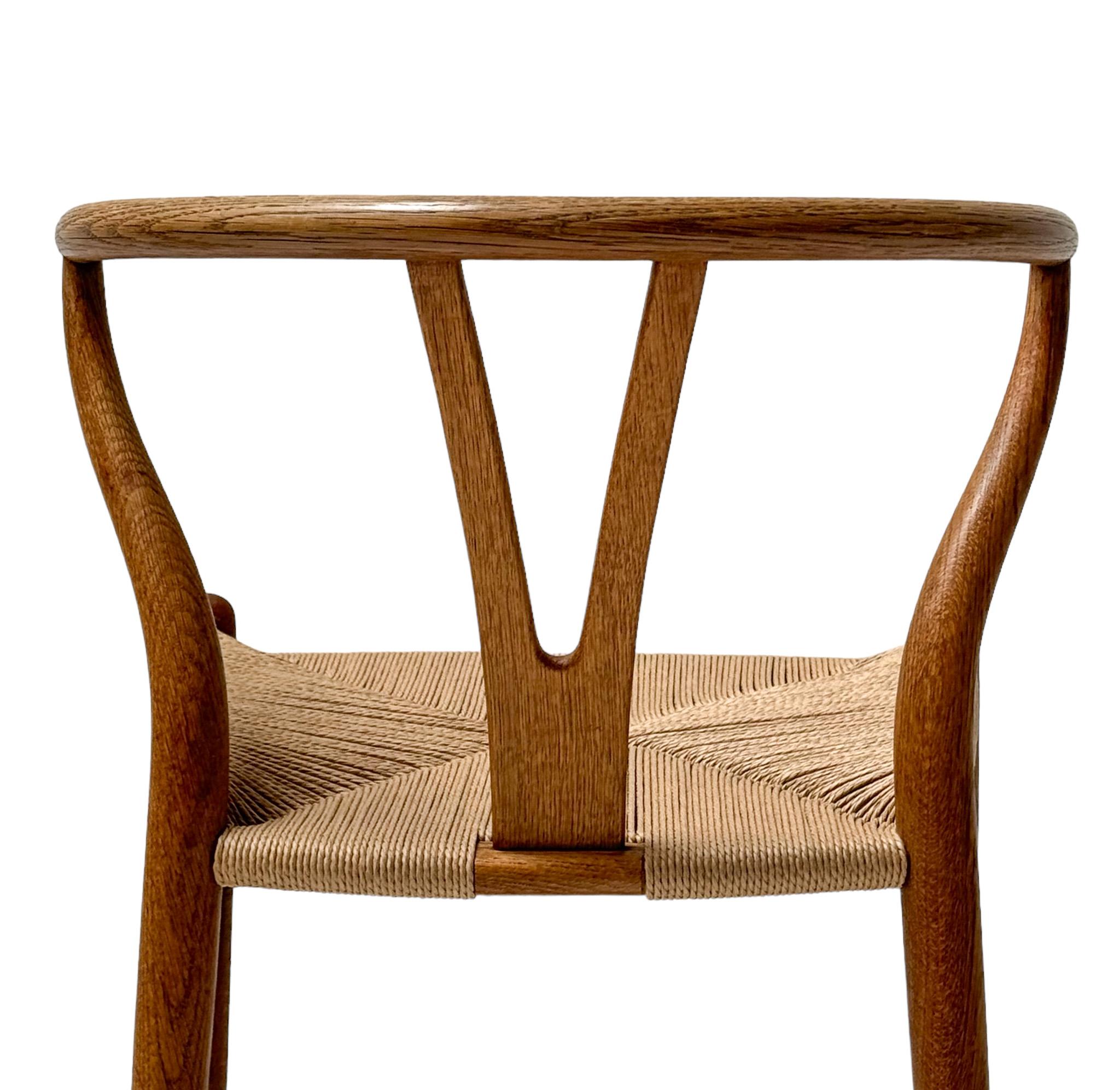 Four Wishbone CH 24 Chairs by Hans J Wegner for Carl Hansen & Søn, 1950s im Angebot 7