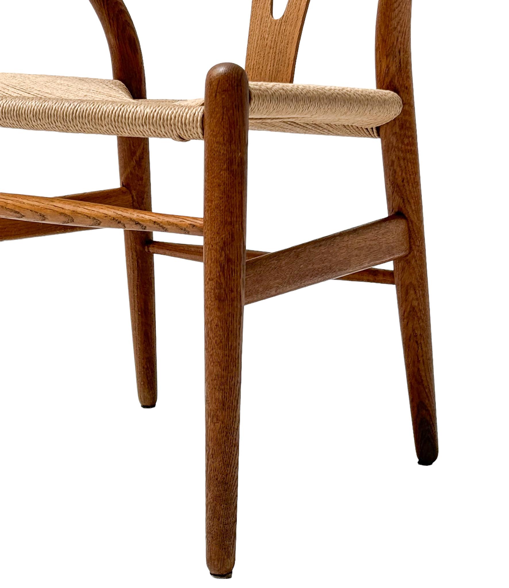 Four Wishbone CH 24 Chairs by Hans J Wegner for Carl Hansen & Søn, 1950s im Angebot 9
