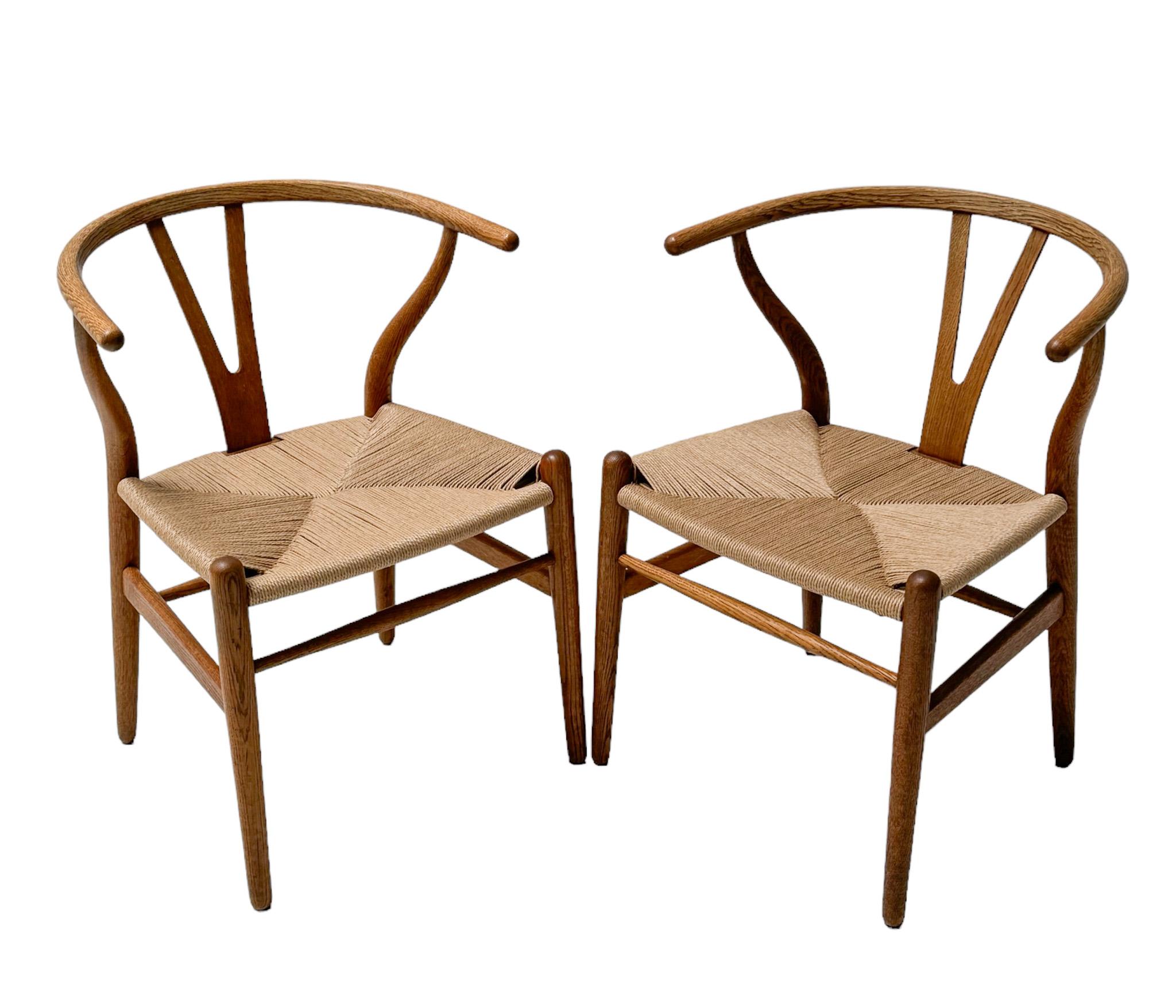 Four Wishbone CH 24 Chairs by Hans J Wegner for Carl Hansen & Søn, 1950s (Dänisch) im Angebot