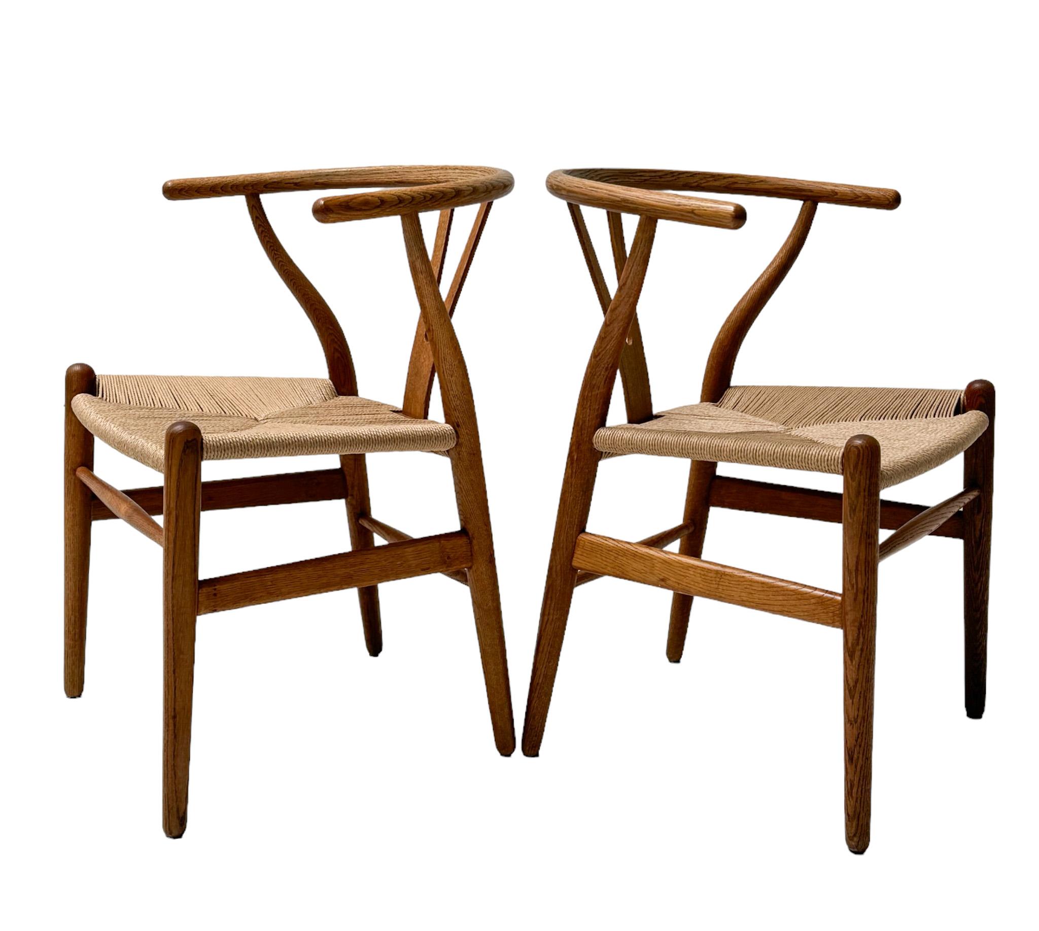 Four Wishbone CH 24 Chairs by Hans J Wegner for Carl Hansen & Søn, 1950s (Papierkordel) im Angebot