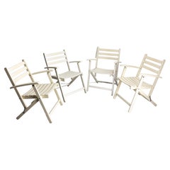  Quatre chaises pliantes de salle à manger et patio en bois par Dejou