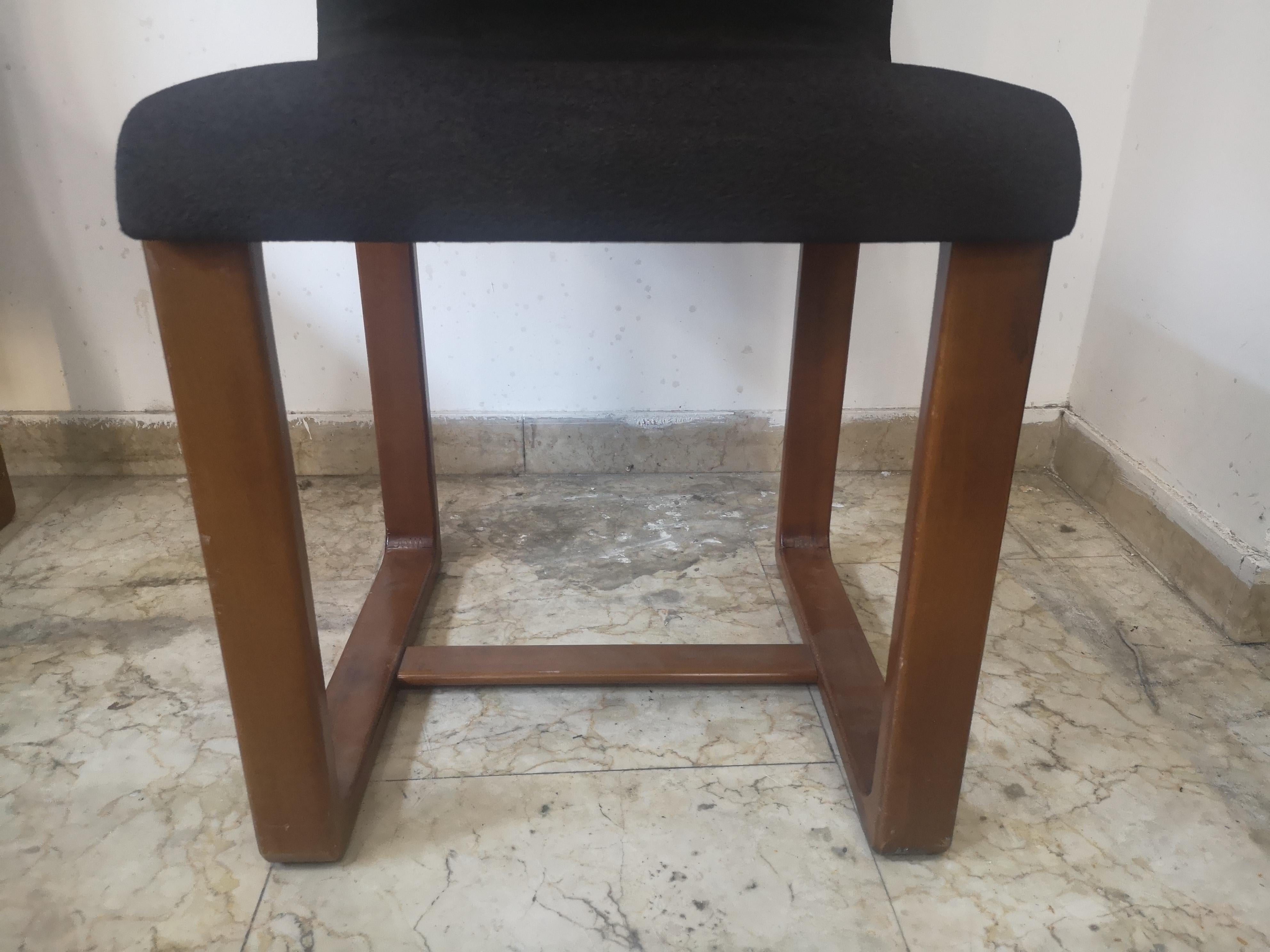 Leather Four wooden and leather chairs in the 1960s Afra & Tobia Scarpa style