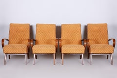 Quatre fauteuils jaunes du milieu du siècle fabriqués en République tchèque dans les années 1950, état d'origine