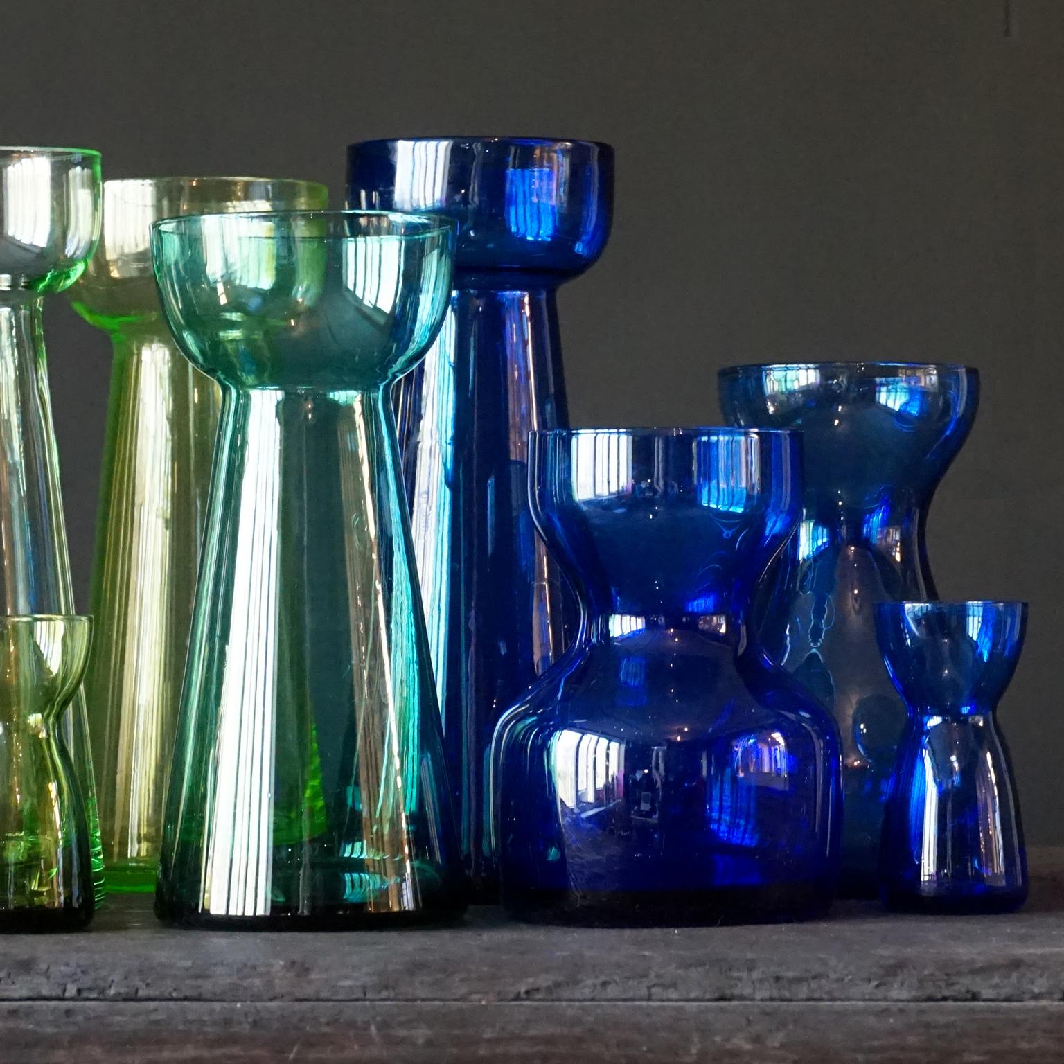 Fourteen Dutch 1960s Leerdam for Rimac Hyacinth Flower Crocus Bulb Glass Vases 1