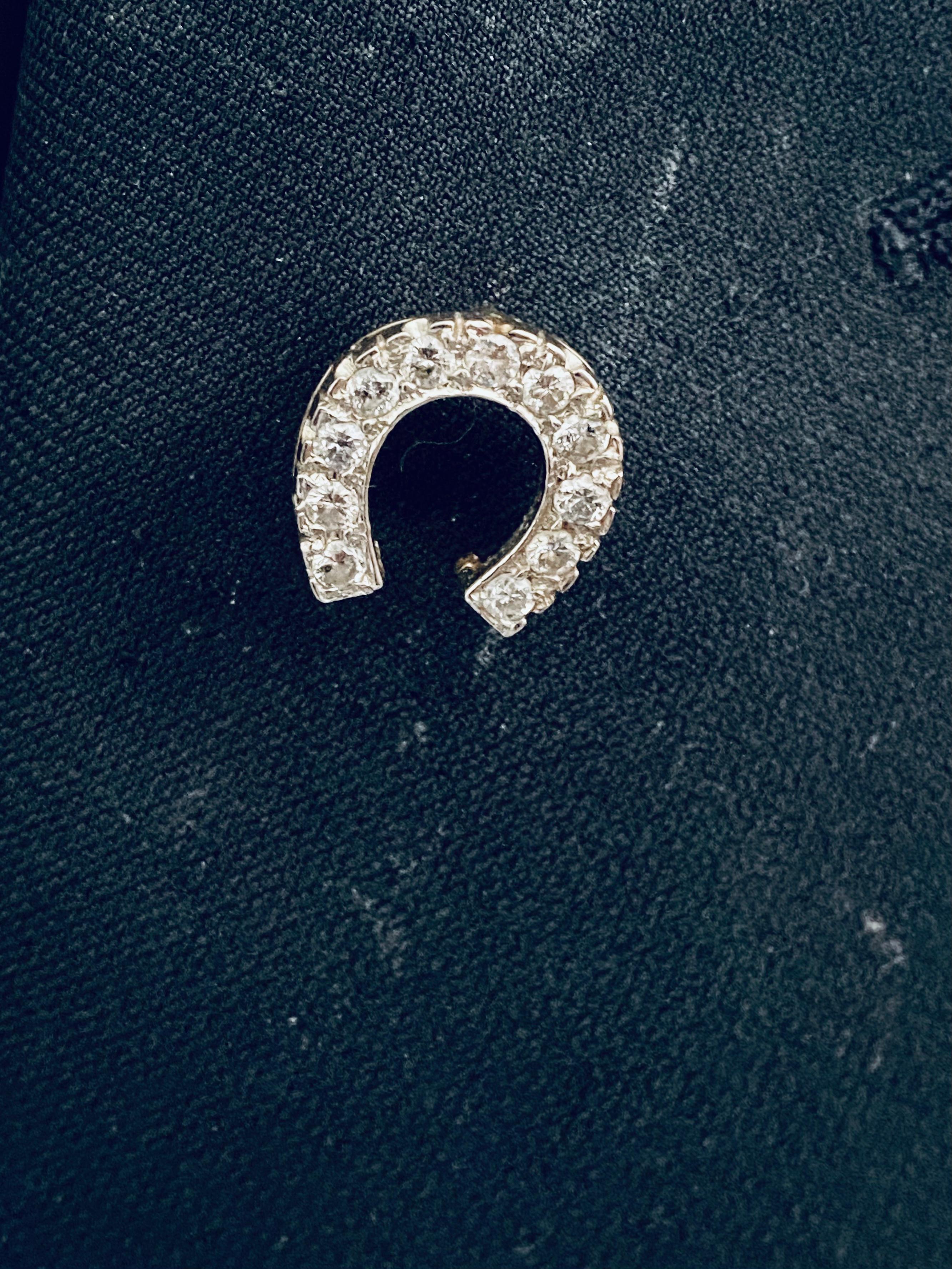 diamond horseshoe necklace