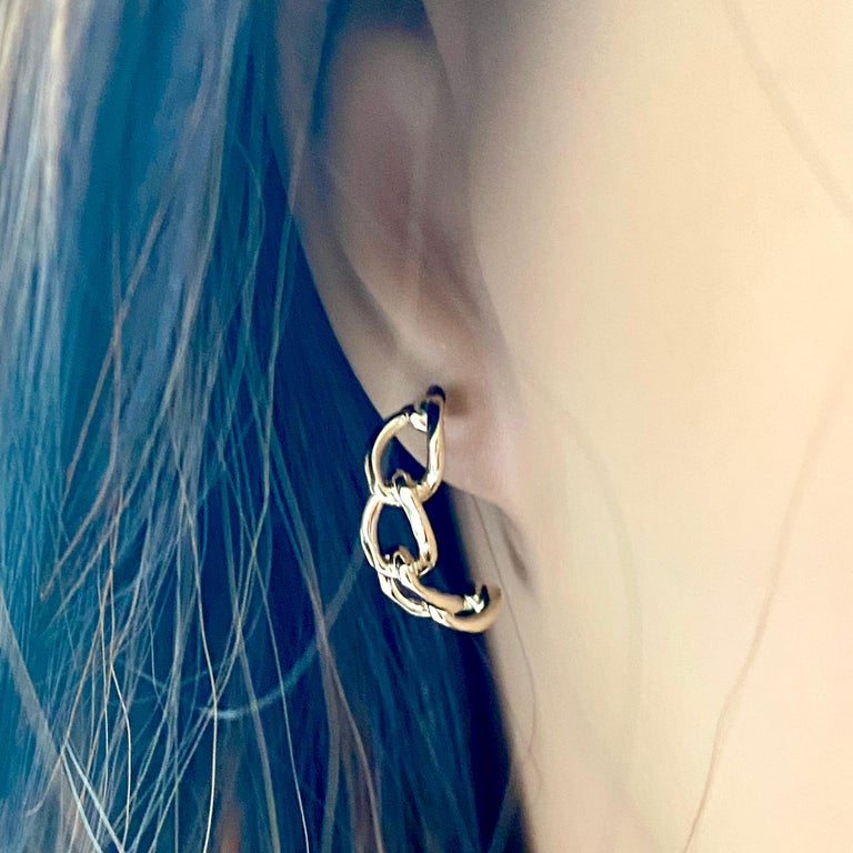 Fourteen Karat Yellow Gold Curb Link Chain Hoop Earrings For Sale at