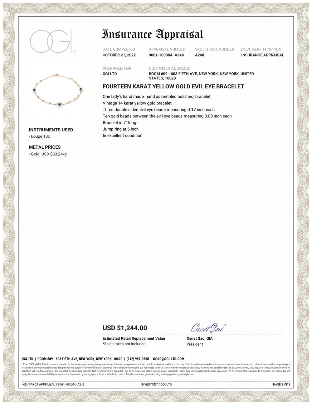 Unser exquisites Vintage-Armband aus vierzehn Karat Gelbgold mit dem Bösen Auge ist ein zeitloses Schmuckstück, das Stil und Symbolik mühelos vereint. Dieses Armband besteht aus drei doppelseitigen Böse-Augen-Perlen, die jeweils 0,17 Zoll groß sind