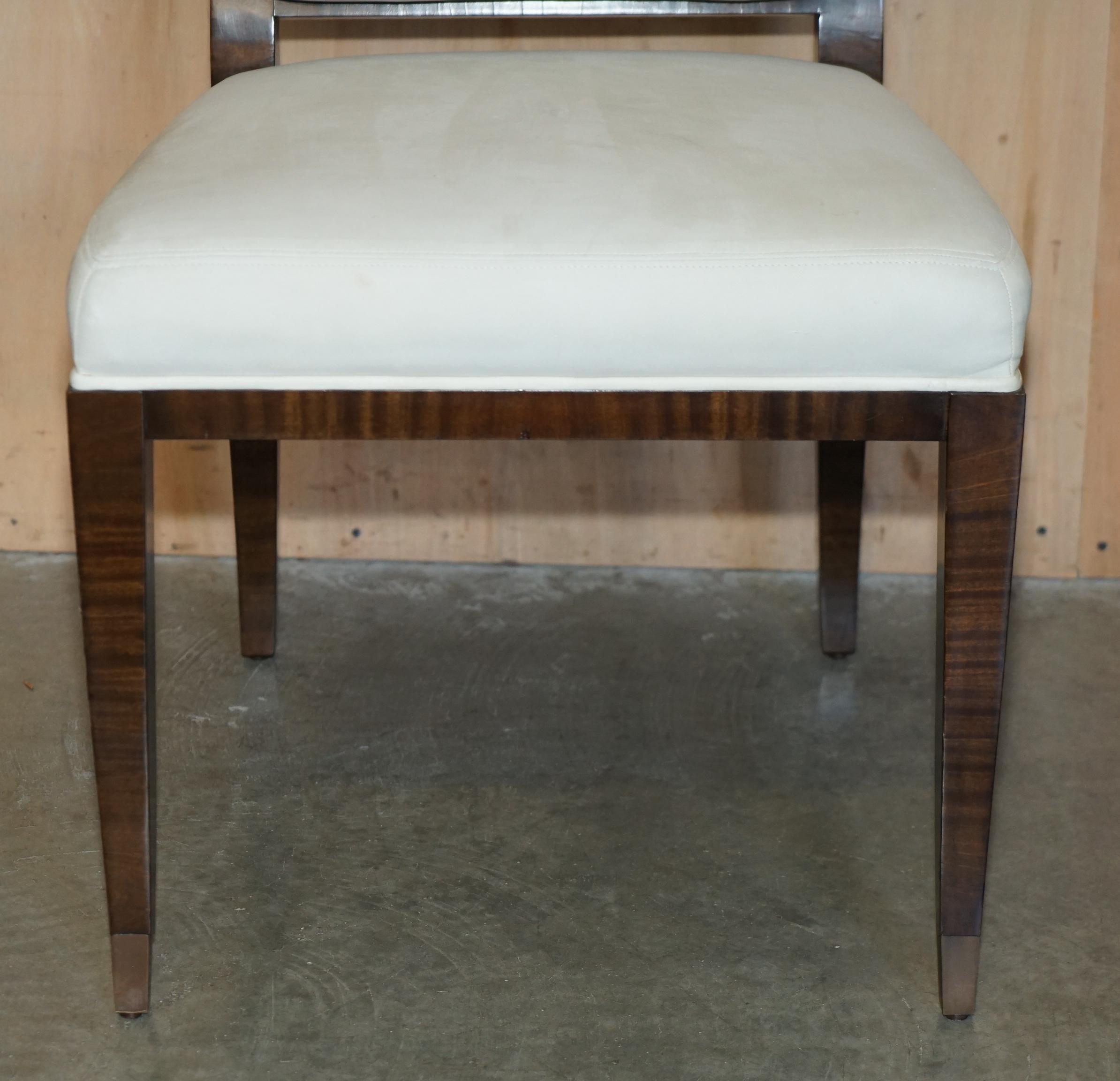 Fatto a mano QUATTRO SEDIE AUBUSSON DINING DELLA COLLEZIONE LUCIEN Rolle in SUEDE in vendita