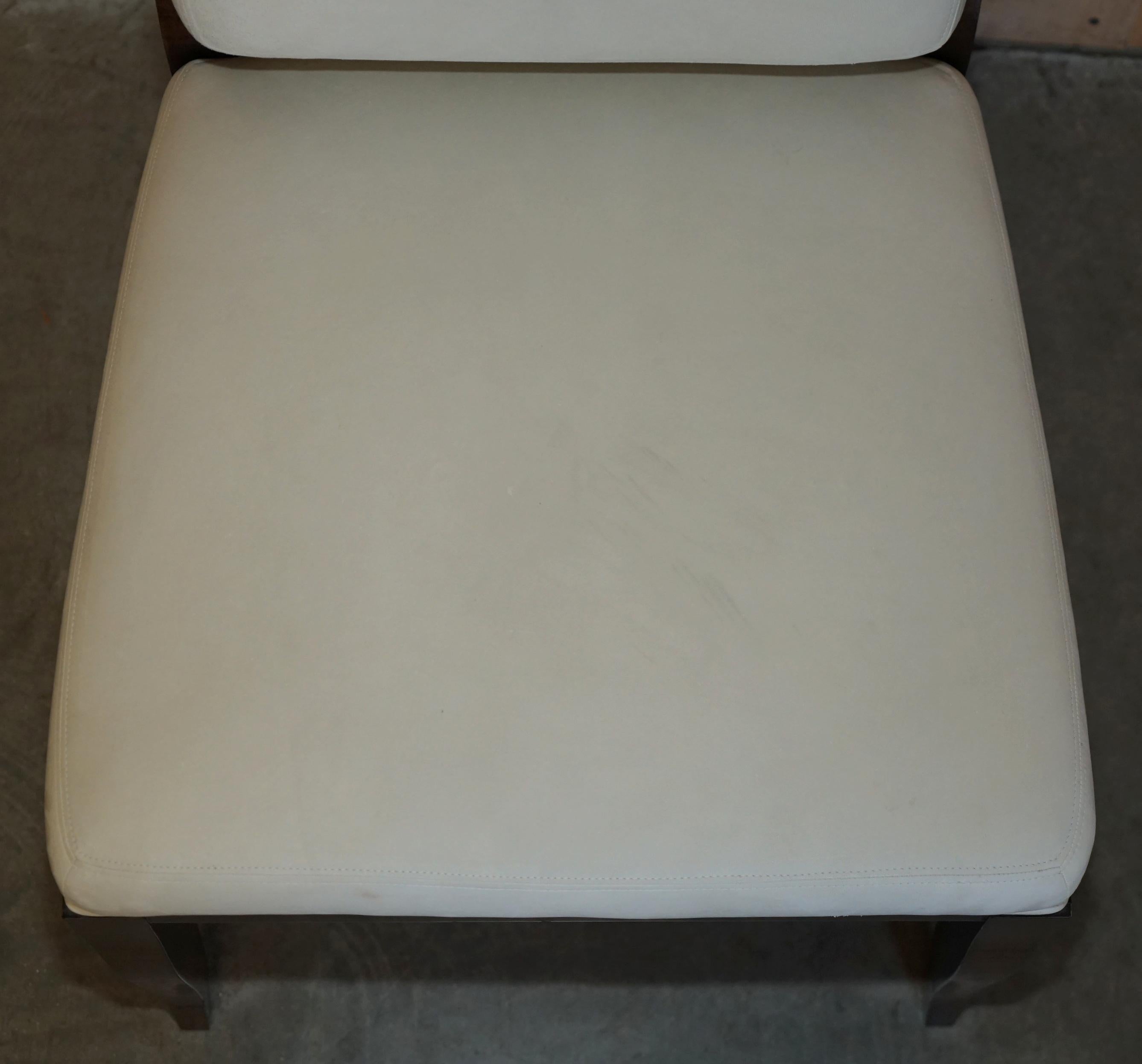 Camoscio QUATTRO SEDIE AUBUSSON DINING DELLA COLLEZIONE LUCIEN Rolle in SUEDE in vendita