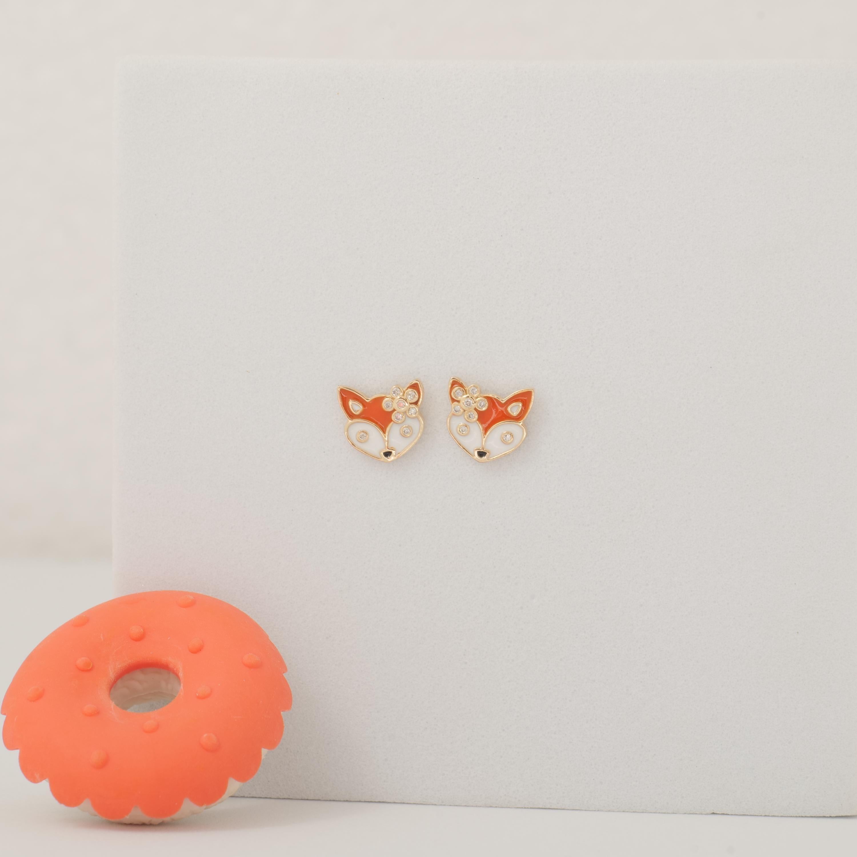 Round Cut Fox Diamond Kids Earrings in 14k Solid Gold (Certified) For Sale