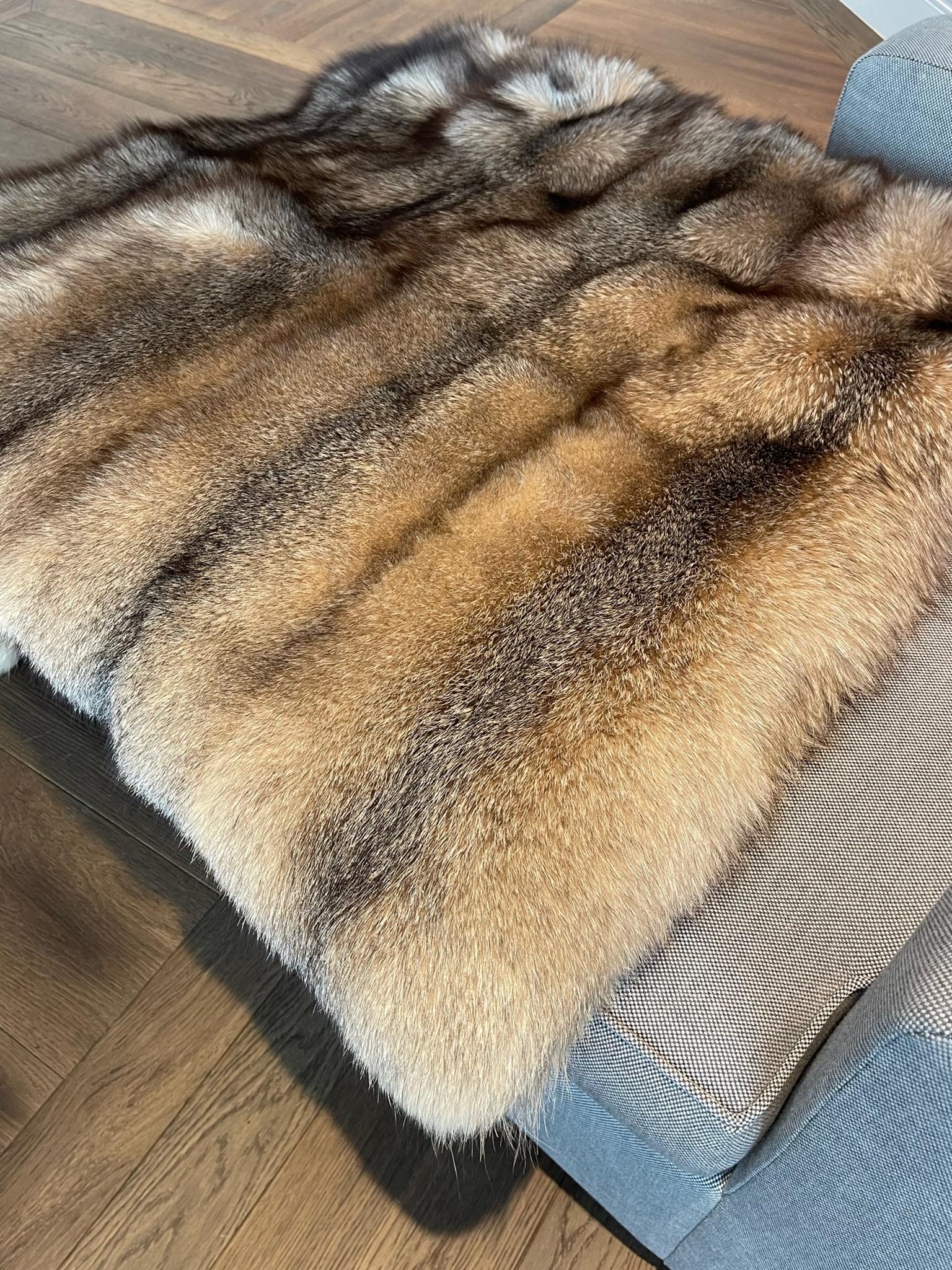 Manta de piel de zorro, forrada de seda en Bueno estado para la venta en Glasgow, GB
