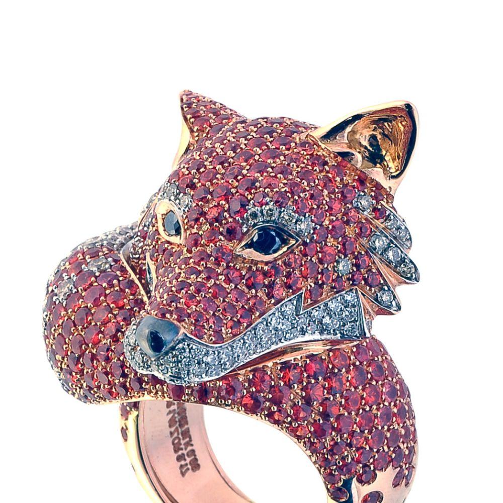 Bague de cocktail a la mode en or 18 carats avec saphirs de renard et diamants En vente sur 1stDibs bague de mariage moche bague mariage moche bague moche femme