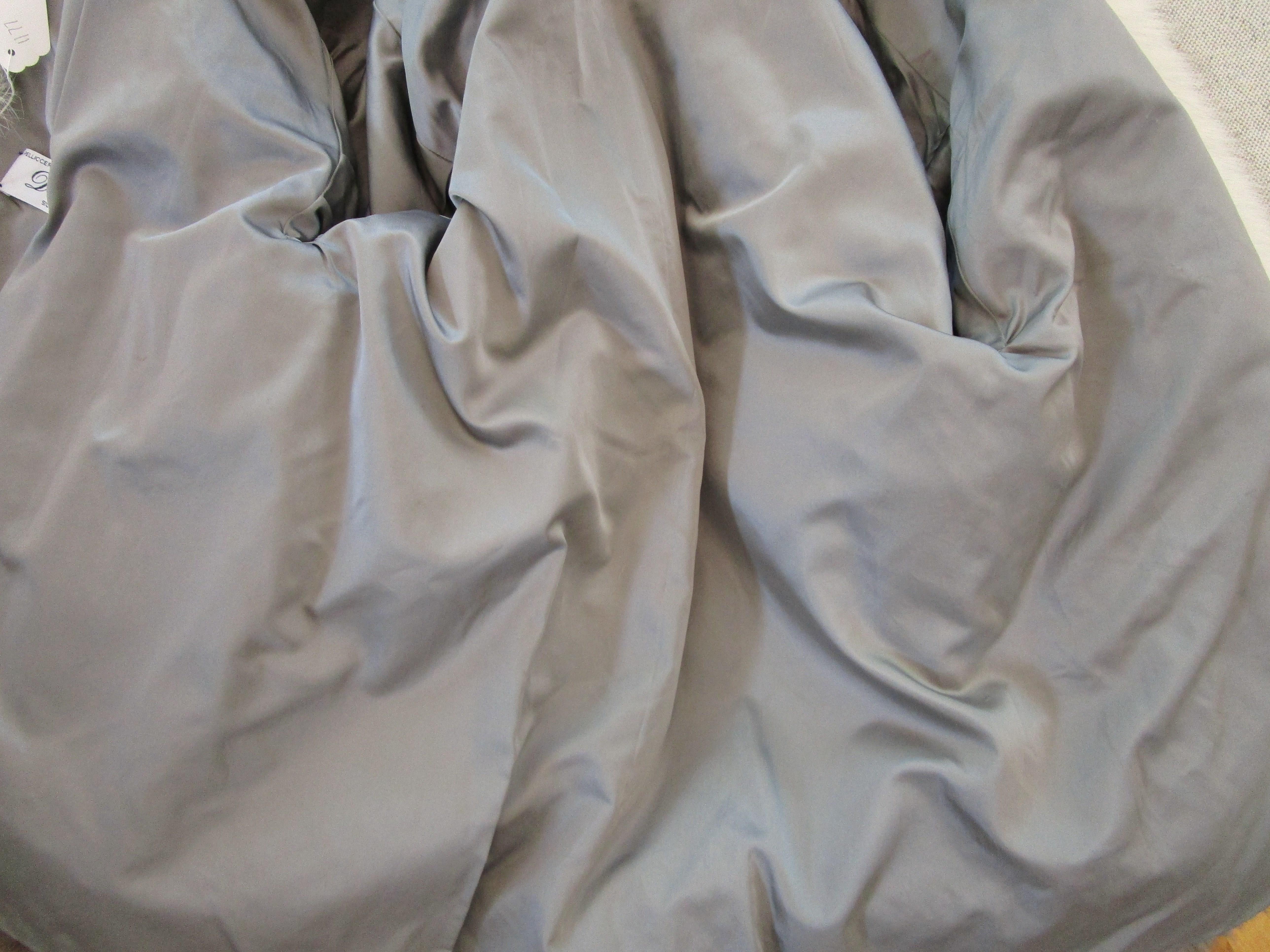  Fox Scalloped edge Fur Jacket Oversized Large Unisex White Silver Tipped  3