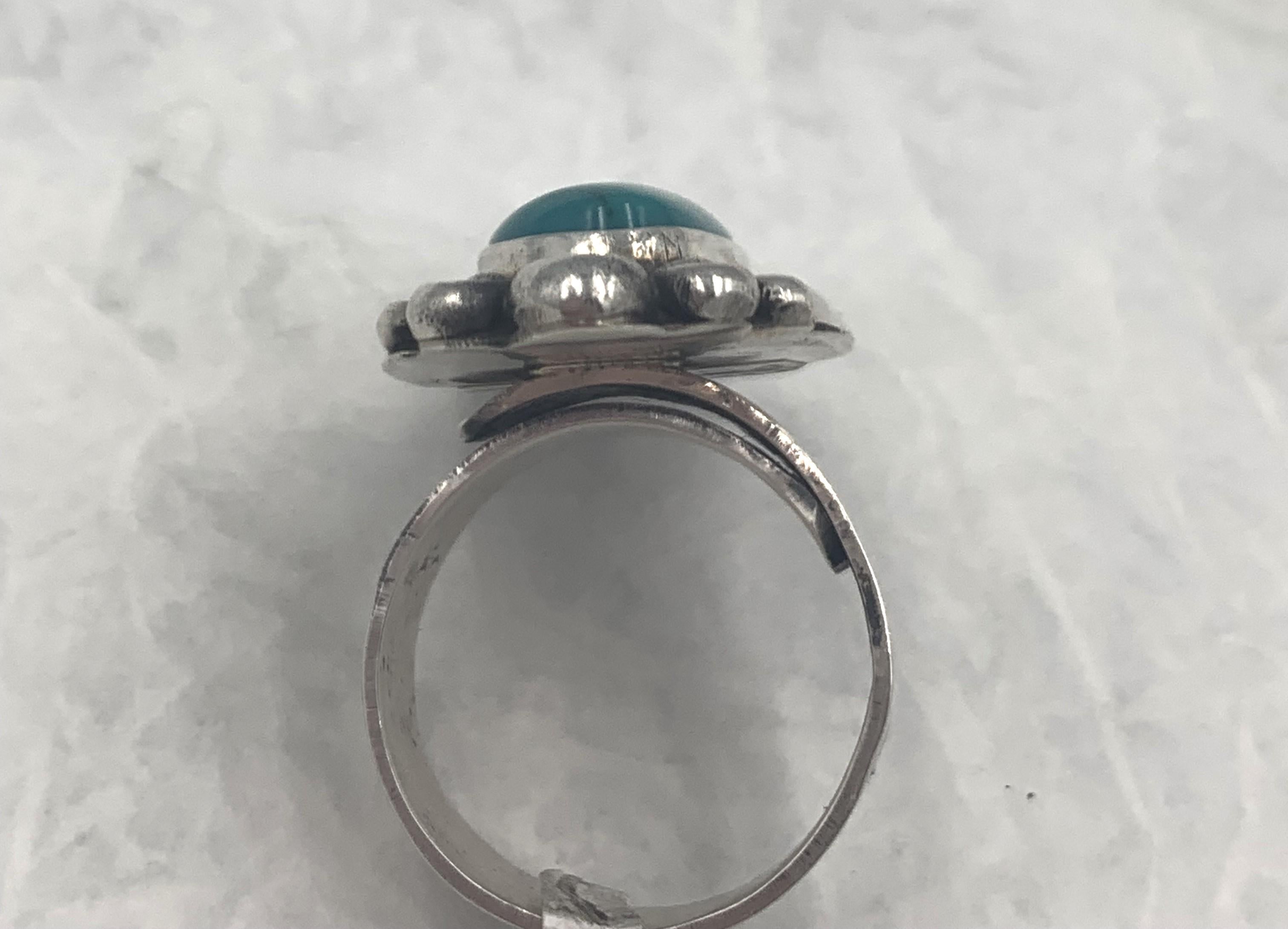 Fox turquoise sterling silver ring made by Navajo silversmith Leon Martinez For Sale 2