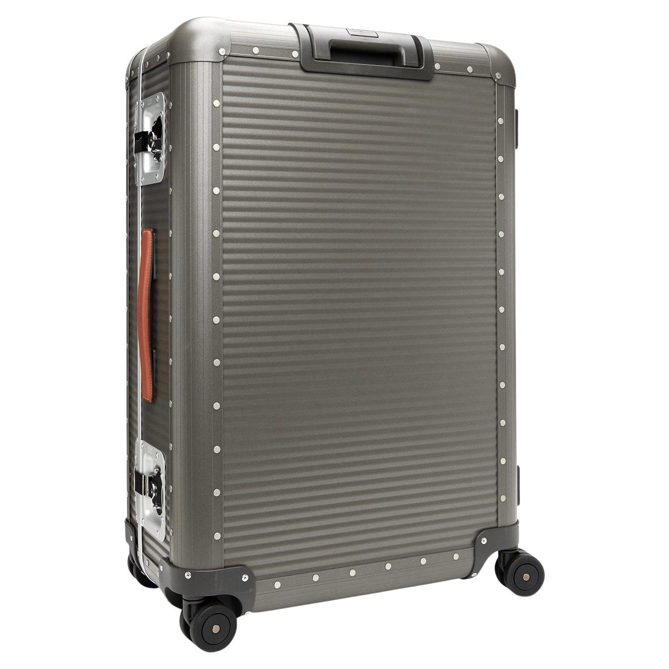 FPM Milano Steel Gray Bank Spinner 76 Suitcase, Italy 1