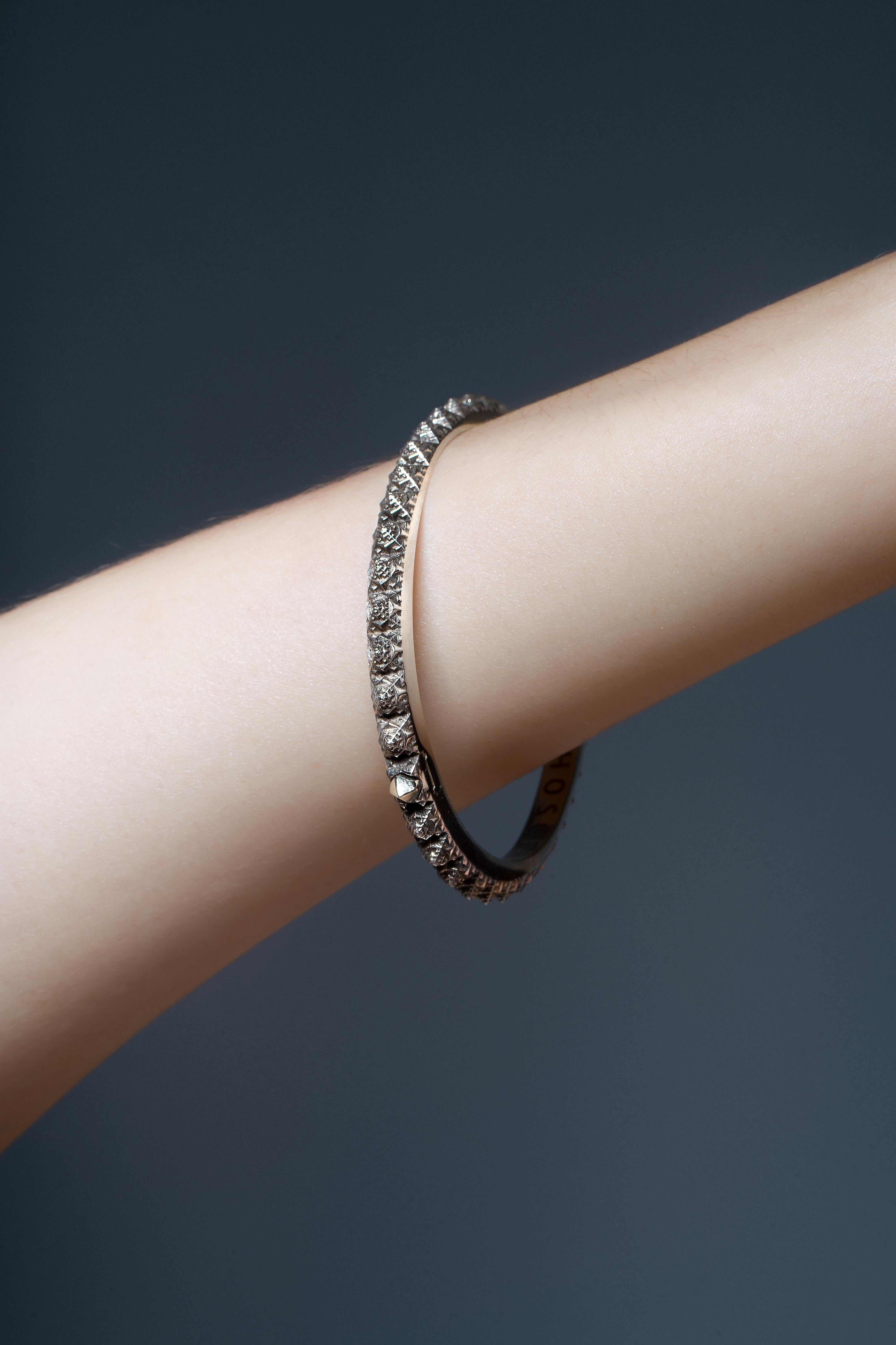 Bracciale dell'amore frattale In condizioni Nuovo in vendita a Coral Gables, FL
