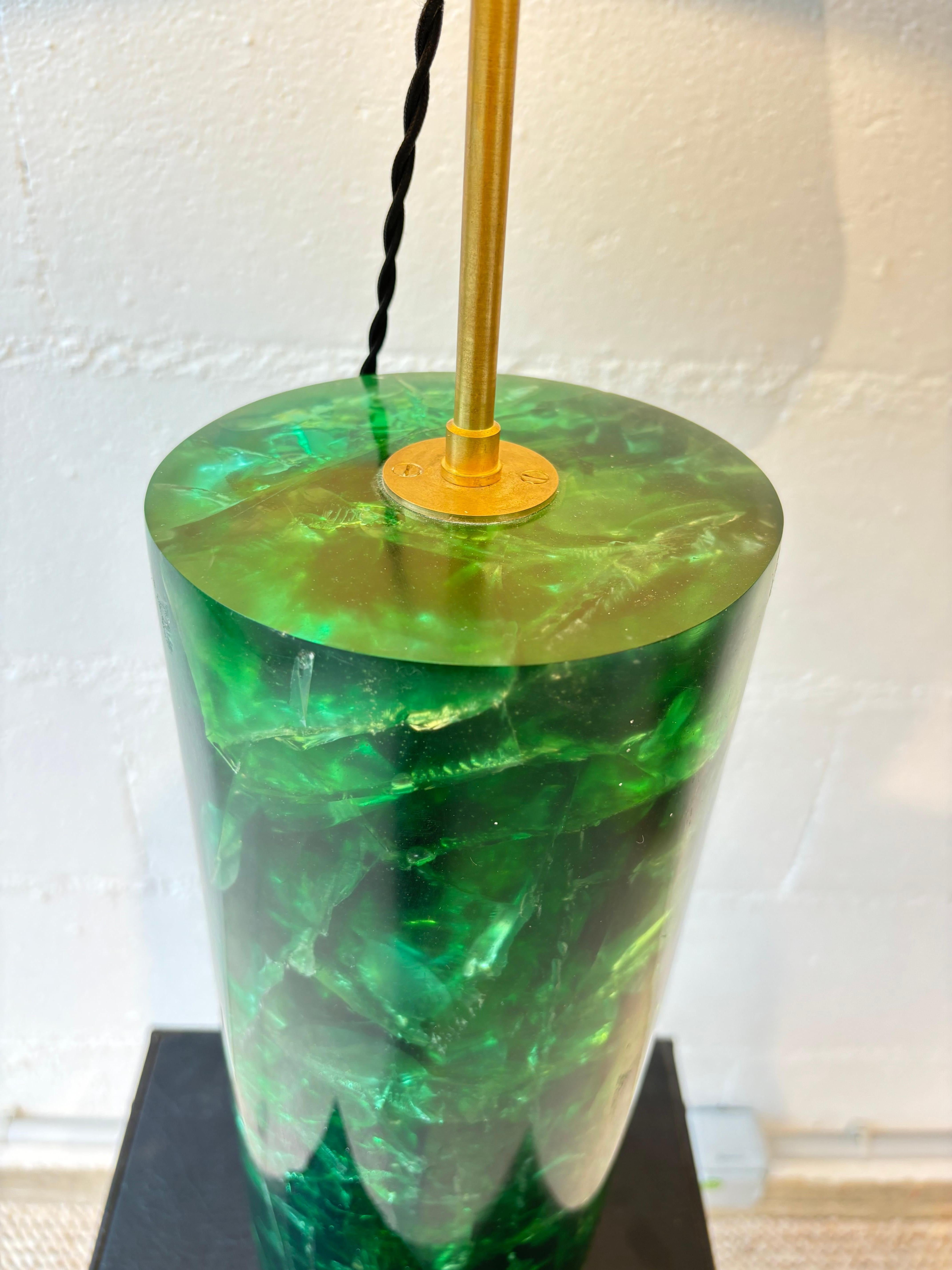 Fraktale Résine-Lampe im Angebot 2