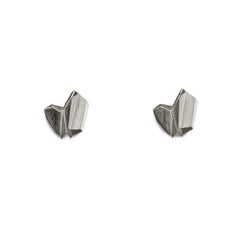 Boucles d'oreilles à tige « Facet » en argent massif 925, par Leonie Simpson
