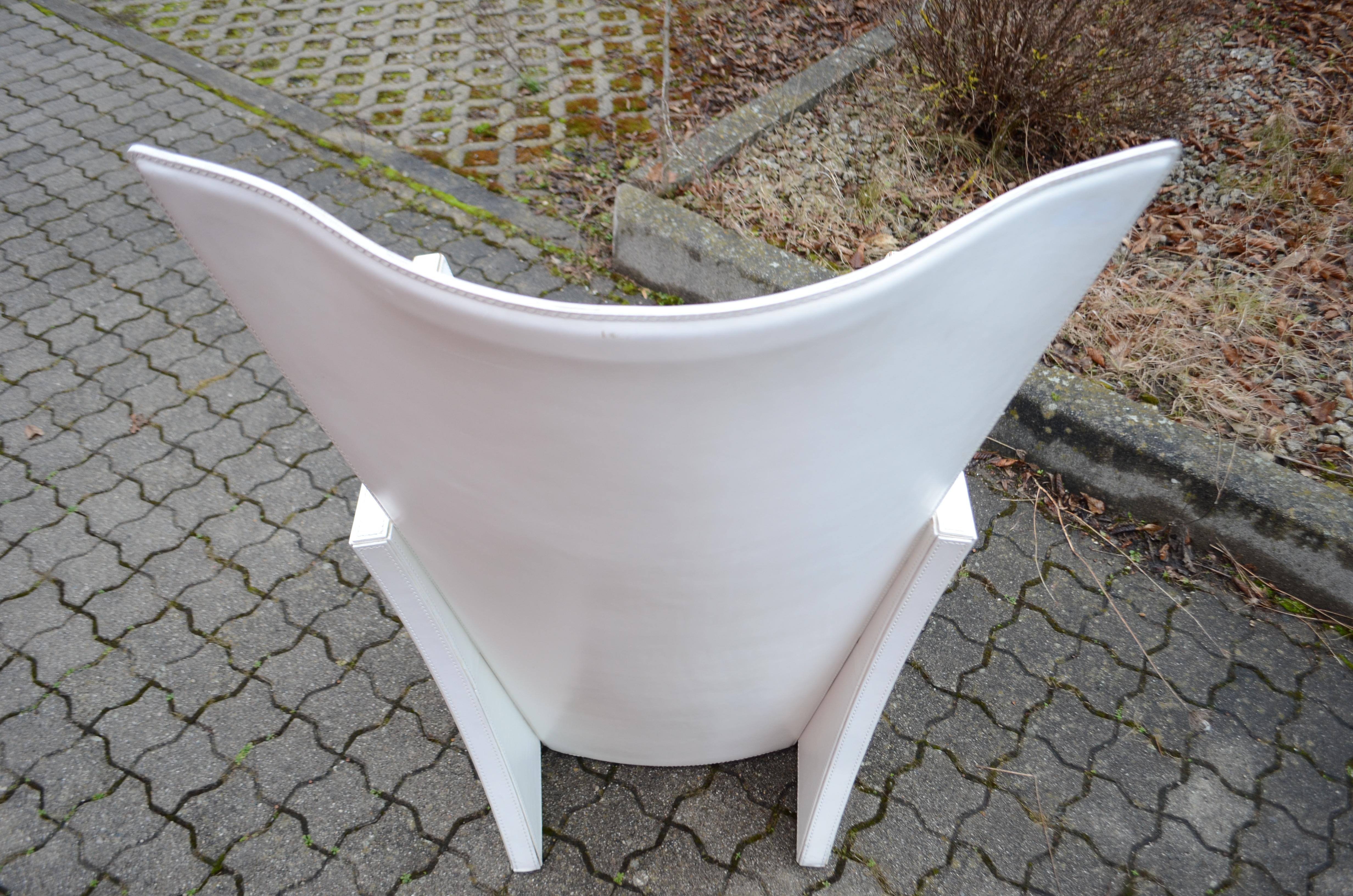 Frag Italy Modern Wingback Chair Wingback en cuir de selle blanc en vente 3