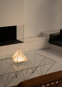 Fragment #04 Comtemporay Design Table Lamp by Singchan Design