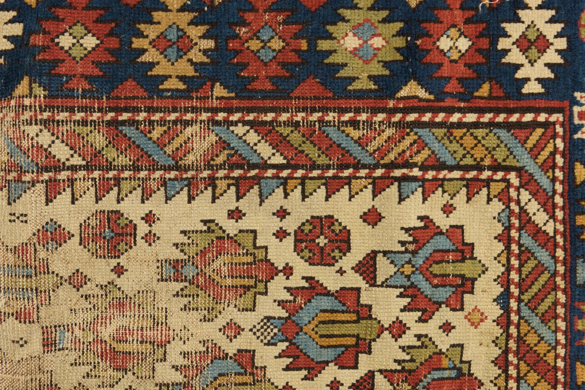 Fragmento Alfombra caucásica en venta 3