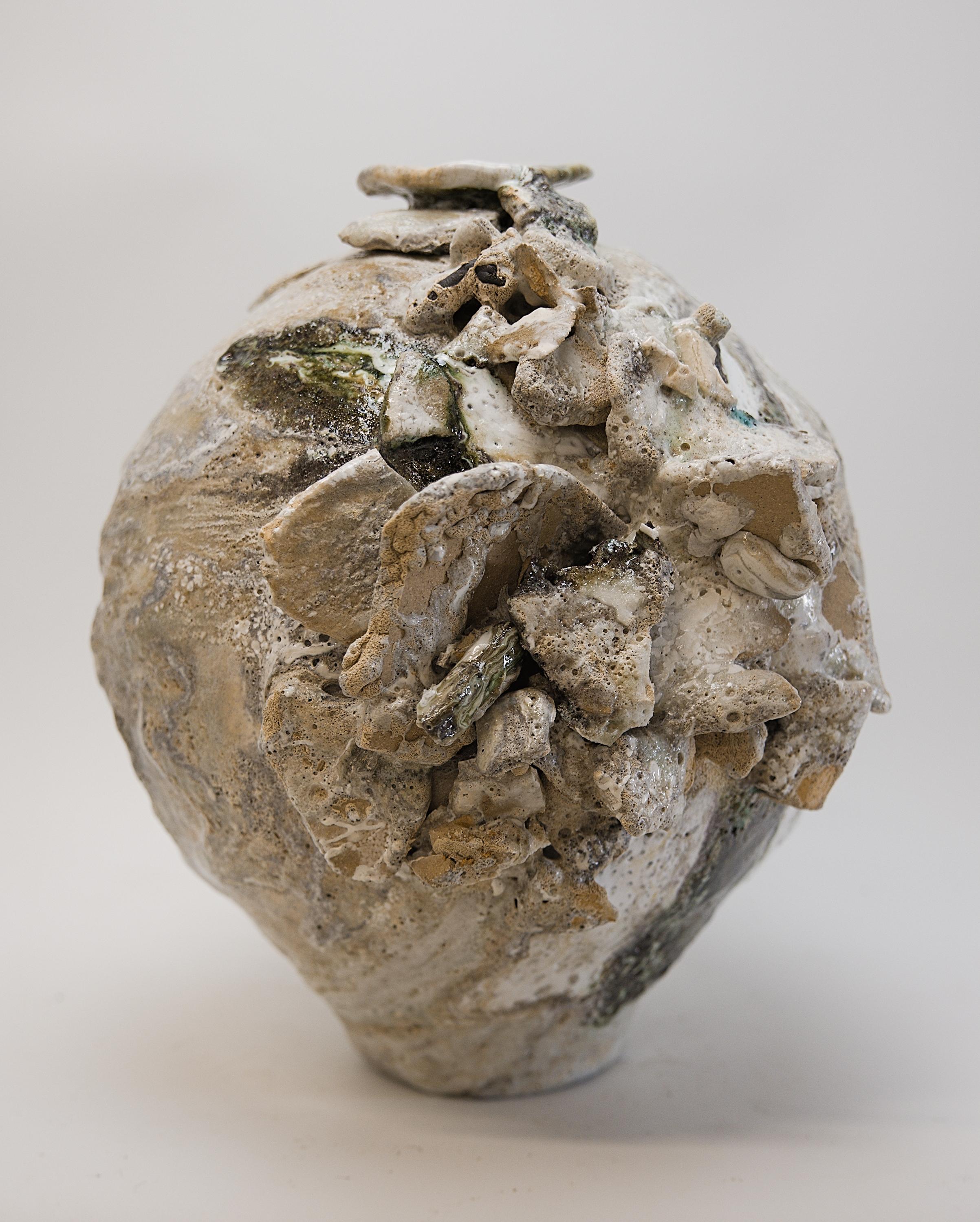 Fragment Vase en forme de cosse de lune Fubuki III en vente 2