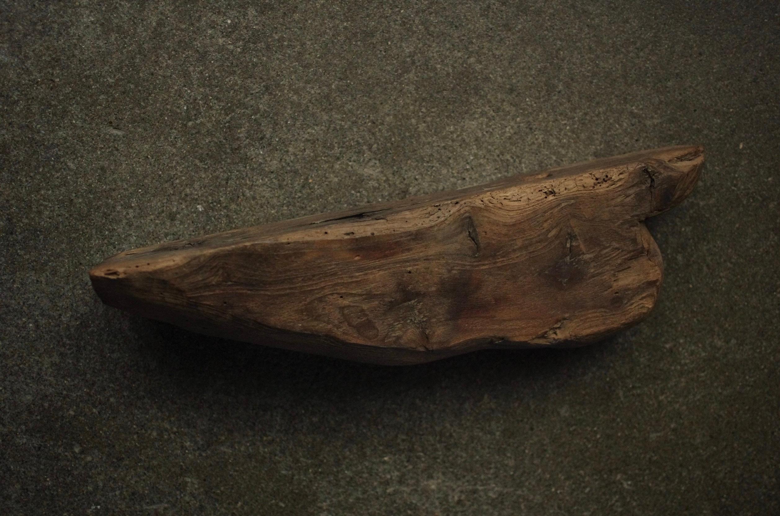 Fragment d'un pied de Bouddha en bois de la période Heian à Kamakura / Wabi-Sabi en vente 5