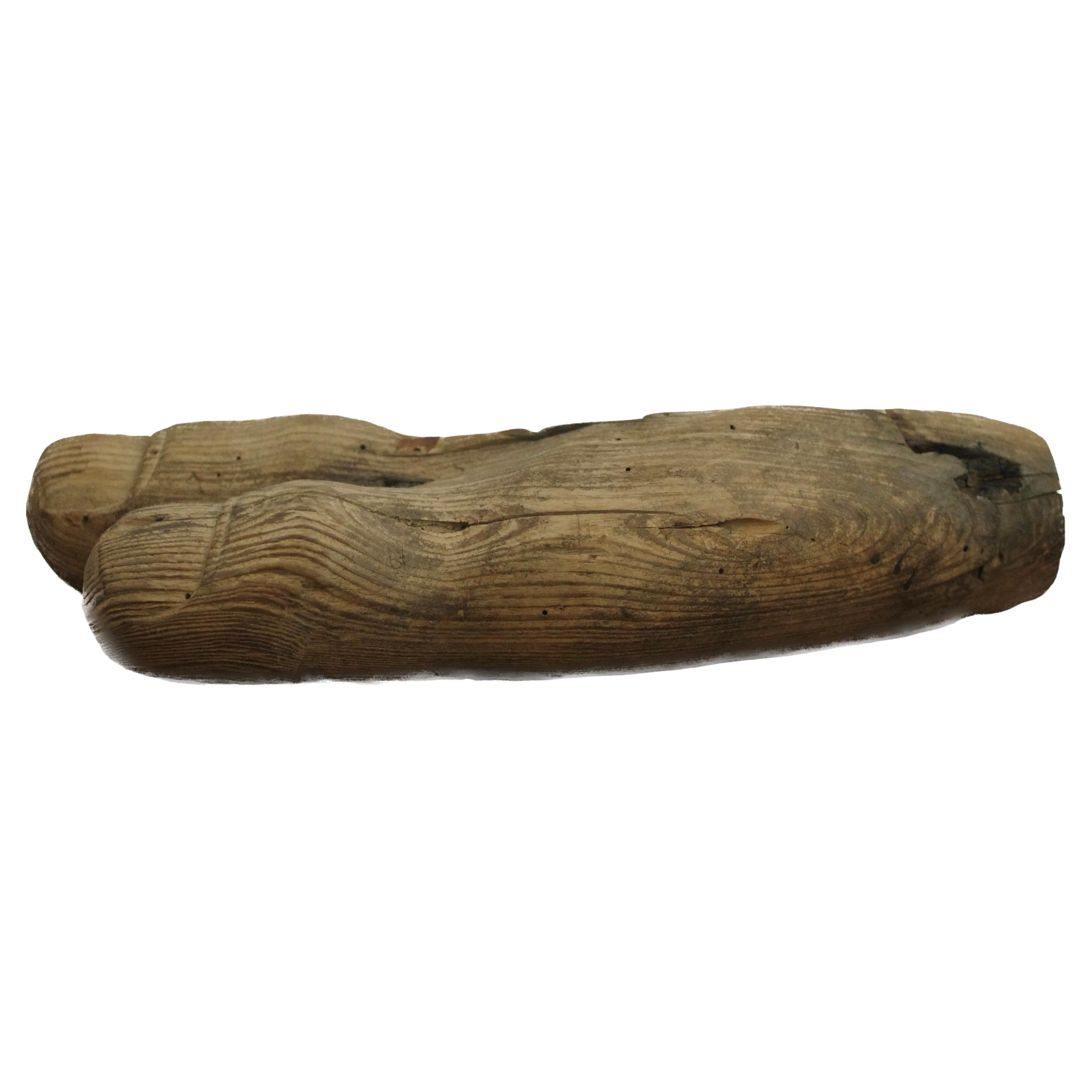 Fragment d'un pied de Bouddha en bois de la période Heian à Kamakura / Wabi-Sabi en vente