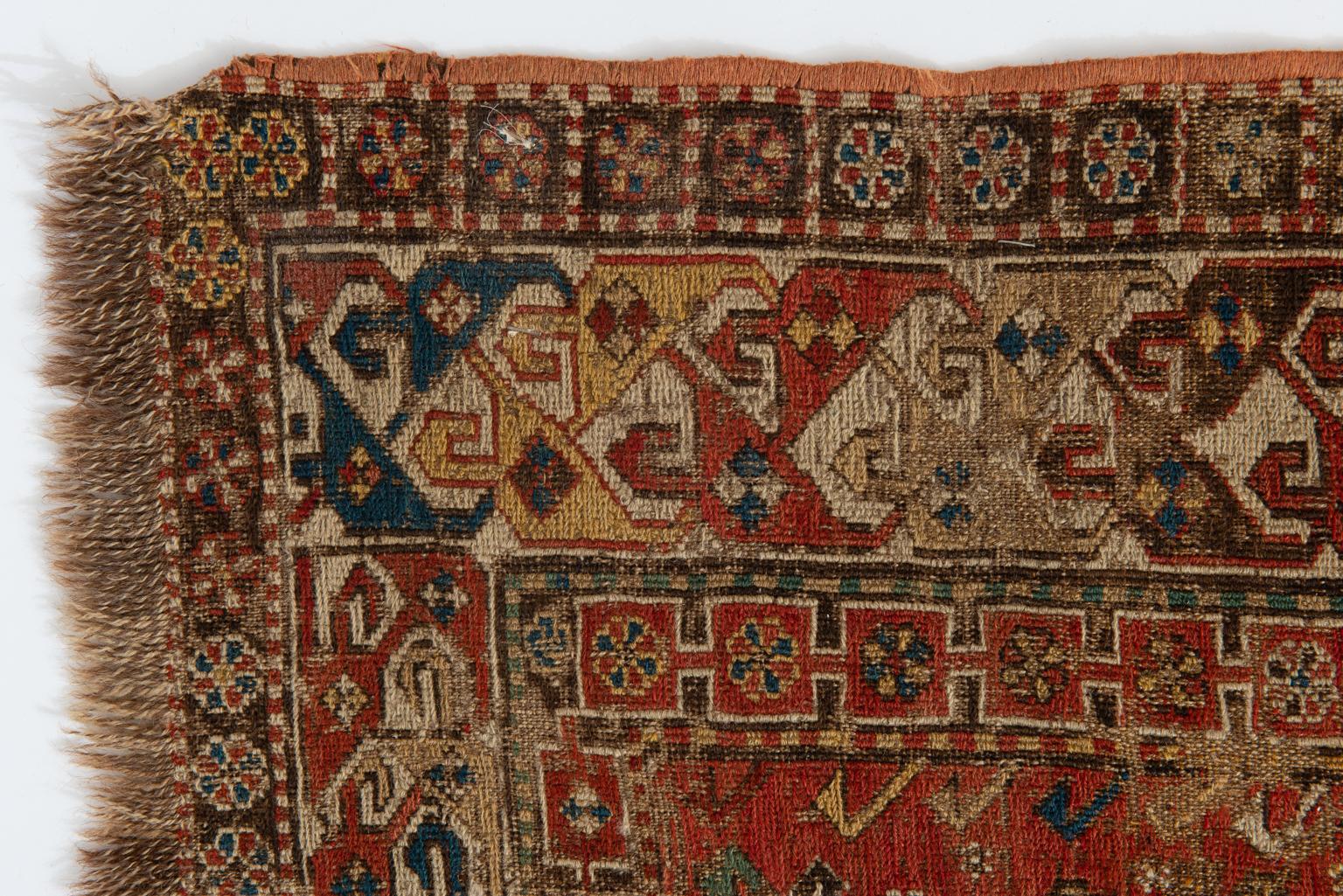 Fragment eines antiken Sumakh-Teppichs mit Originalfarben im Angebot 2