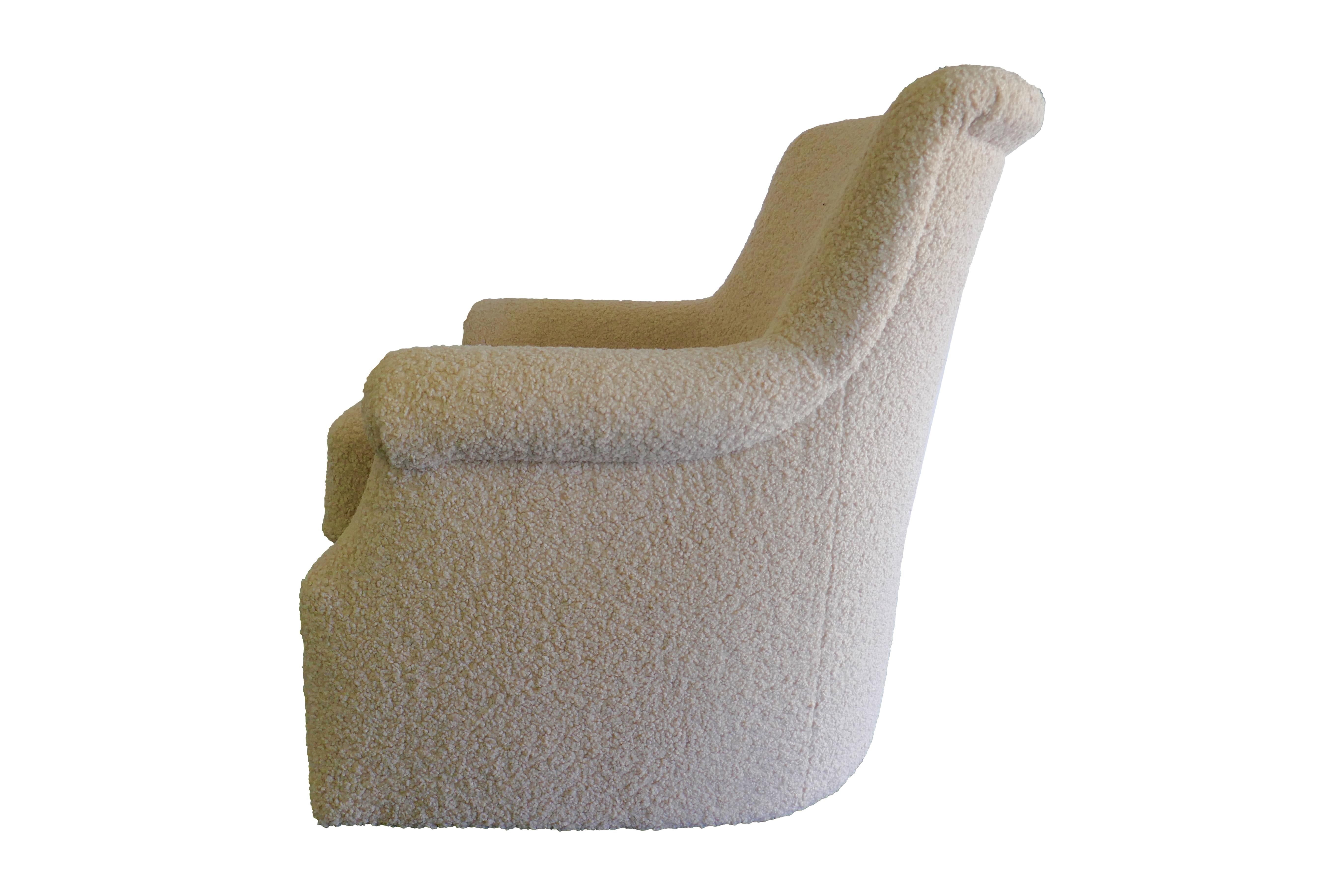 Fragments Identity Chaise pivotante en bouclier naturel Excellent état - En vente à thousand oaks, CA