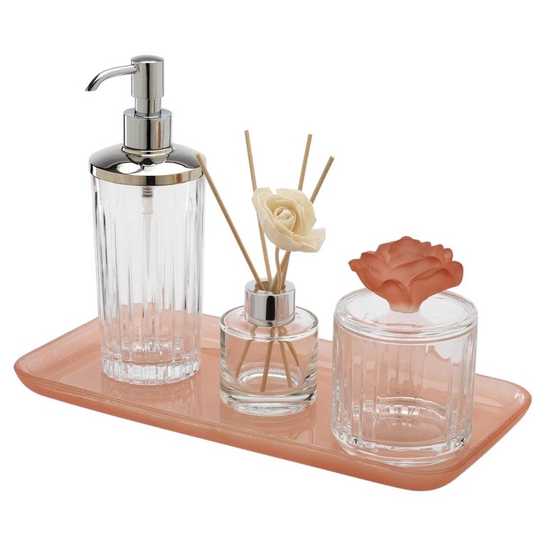 Fragranze 4er-Set rosa Glas-Badezubehör im Angebot bei 1stDibs Deutschland