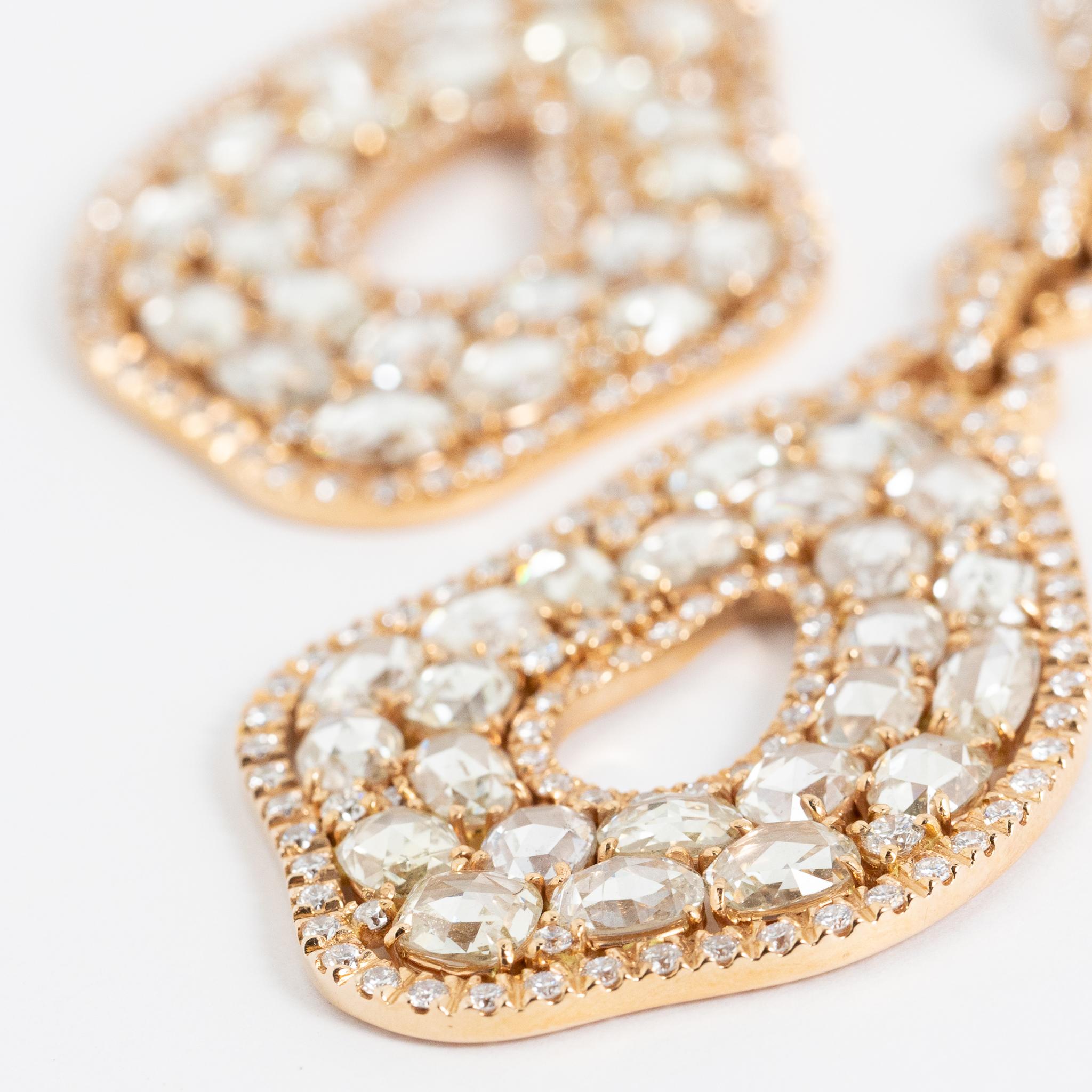 Moderne Fraleoni 18 Kt. Boucles d'oreilles en or rose avec diamants en vente
