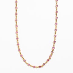 Fraleoni 18 Kt. Sautoir en or rose et saphirs roses