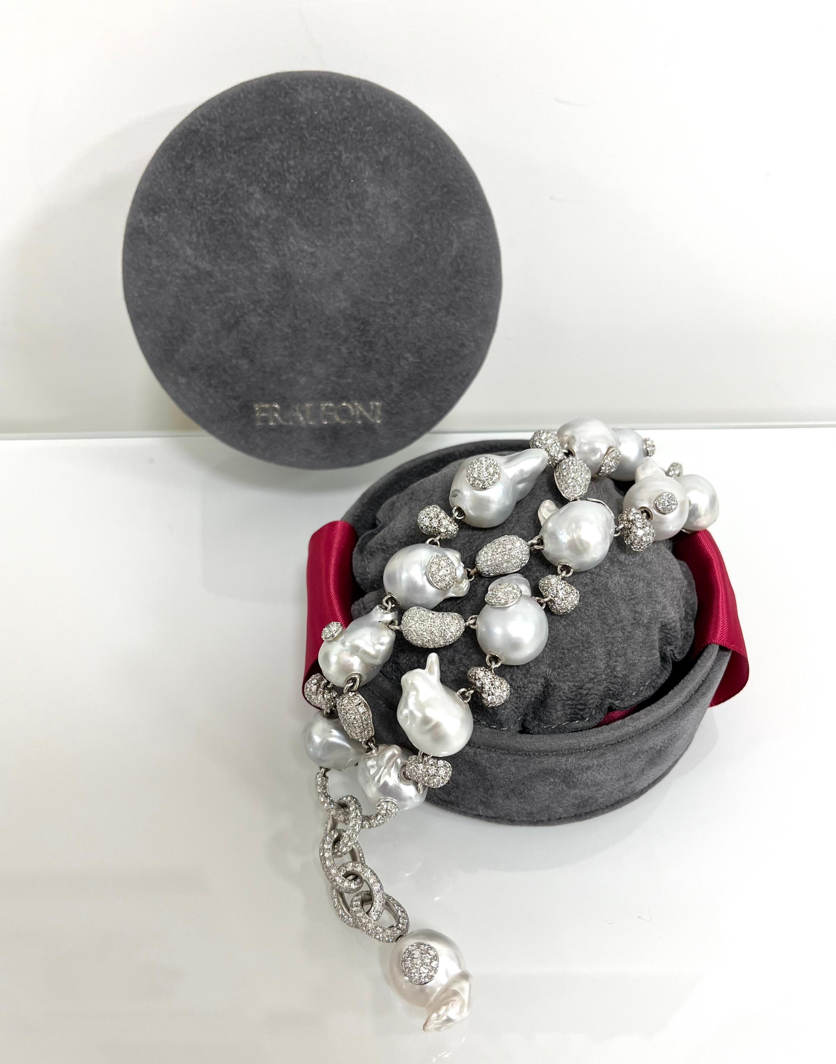 Fraleoni 18 Kt. White Gold Diamond Australian Baroque Pearl Bracelet In New Condition For Sale In Rome, IT