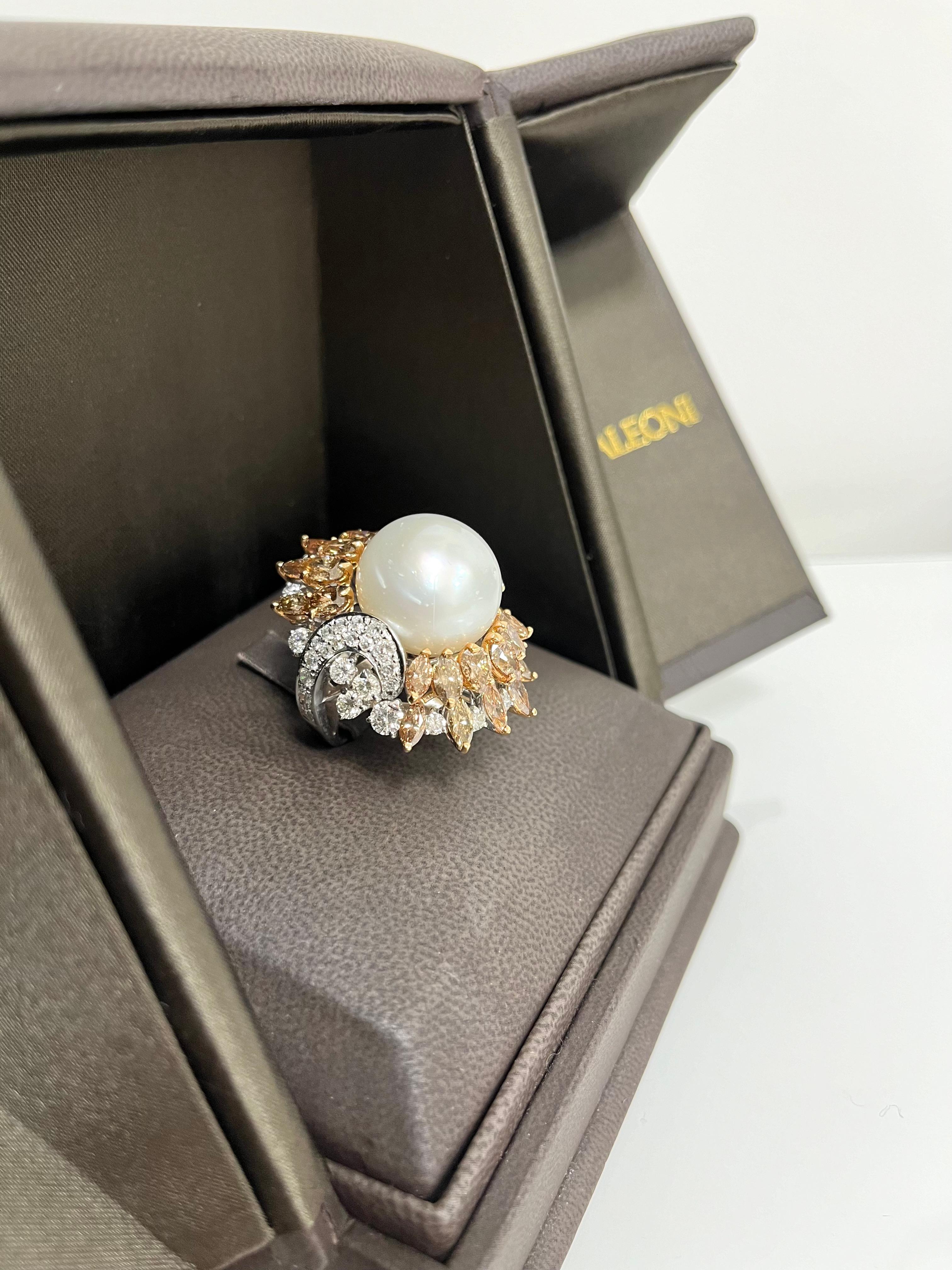 Women's Fraleoni 18 Kt. White Gold Diamond Australian Pearl Cocktail Ring For Sale
