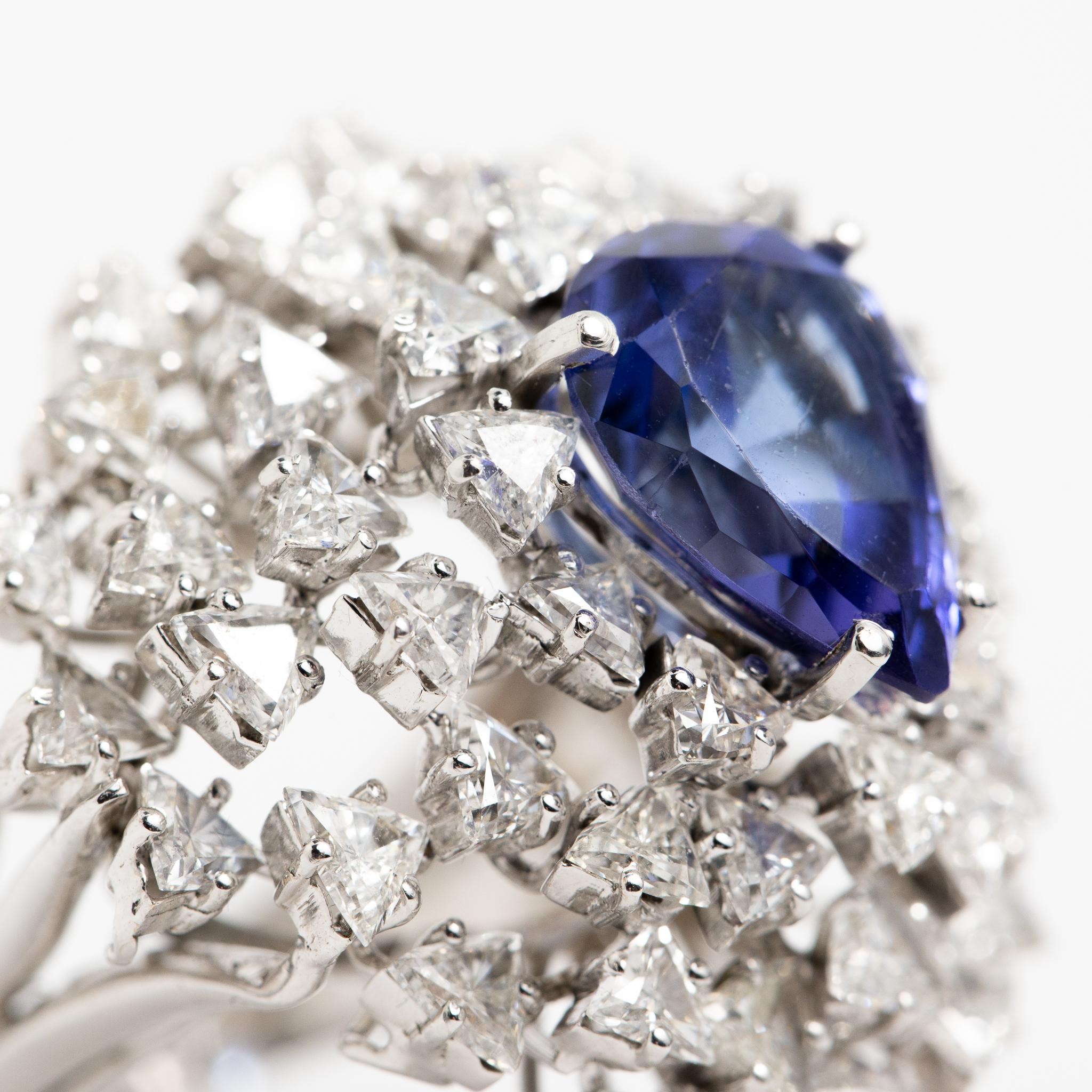 Fraleoni 18 Kt. Bague cocktail en or blanc avec diamants et tanzanite Neuf - En vente à Rome, IT