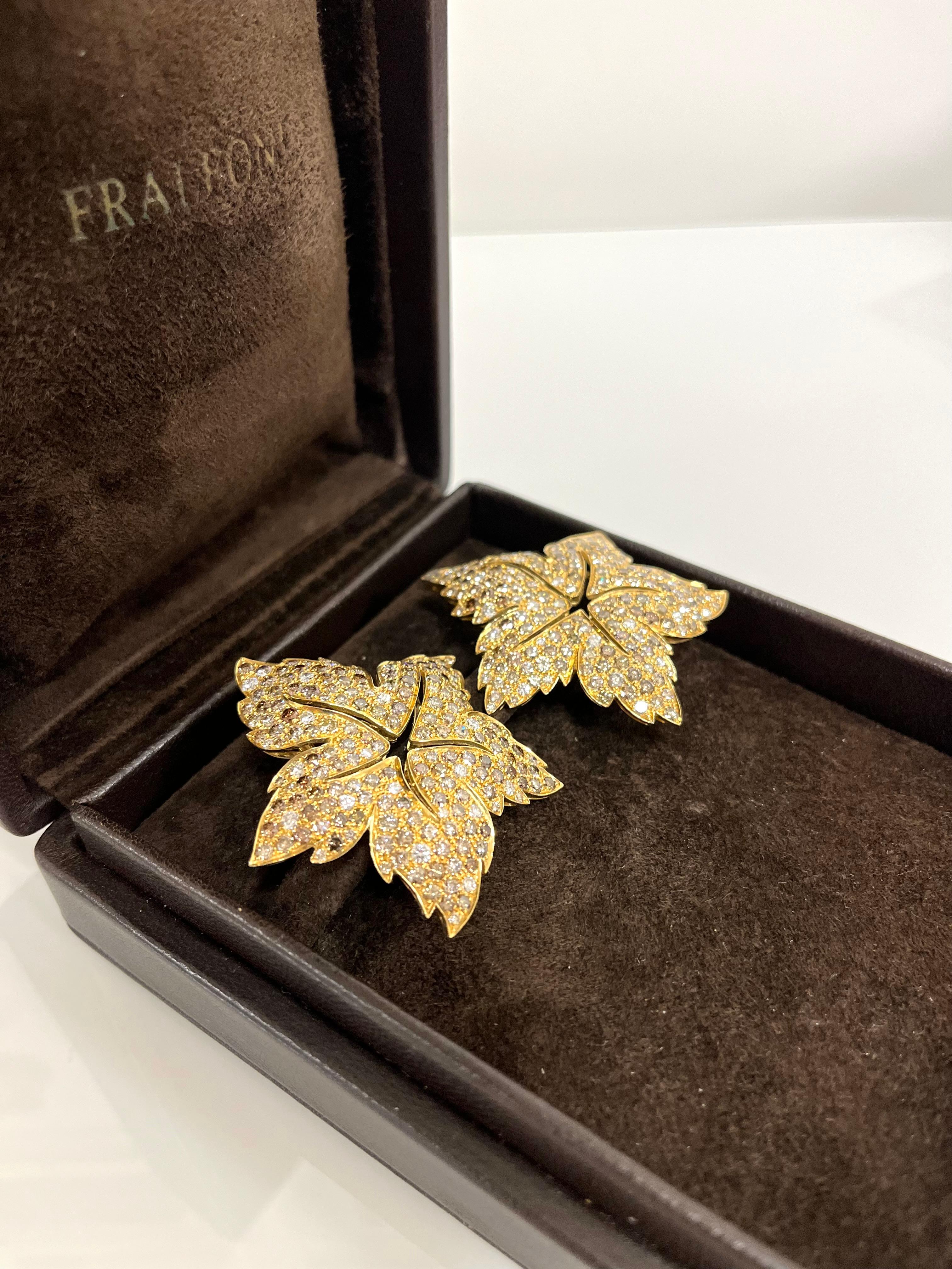 Fraleoni 18 Kt. Or jaune Feuille de diamants multicolores  Boucles d'oreilles en vente 2