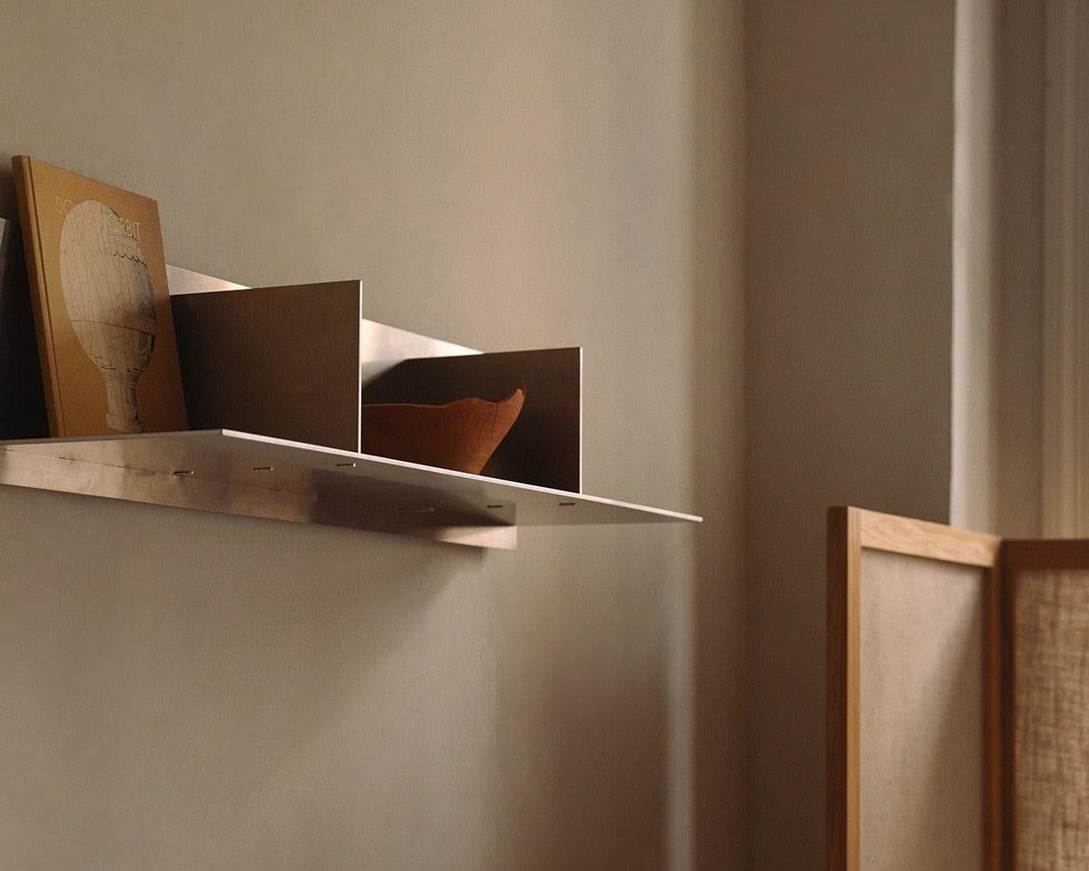 FRAMA Estantería de Pared Pequeña de Aluminio Remachado de Diseño Contemporáneo en Nuevo estado para la venta en Copenhagen, DK