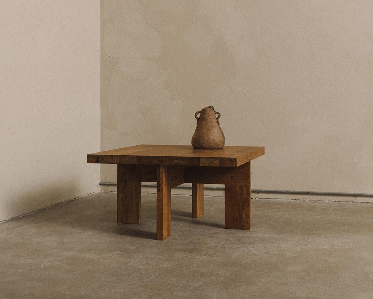Scandinave moderne Table basse carrée de ferme en bois de conception scandinave FRAMA en vente