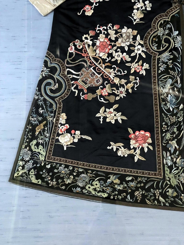 Frame Antique Chinese Embroidered Robe Qing Dynasty For Sale at 1stDibs ...