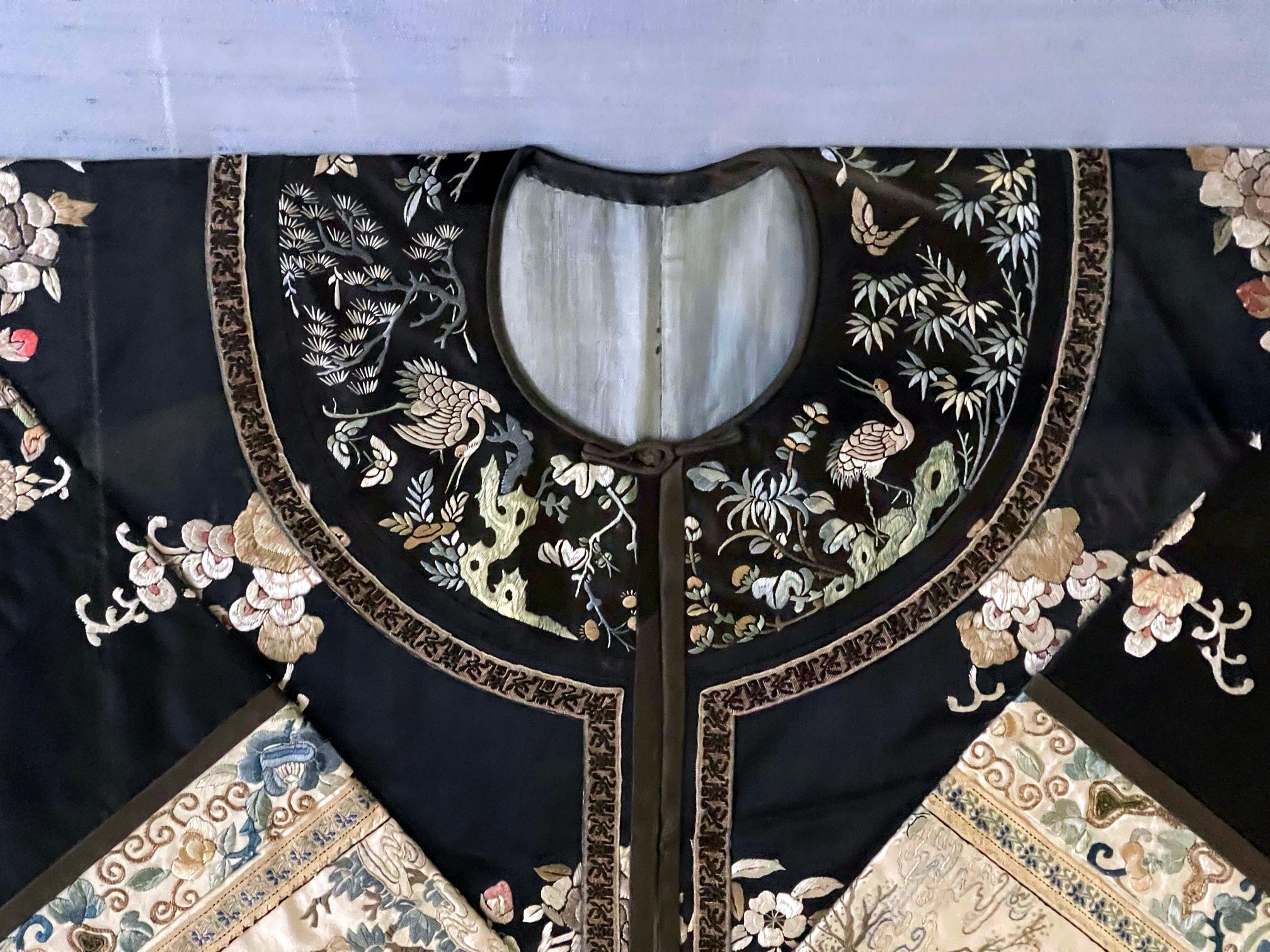 Chinese Export Frame Antique Chinese Embroidered Robe Qing Dynasty For Sale