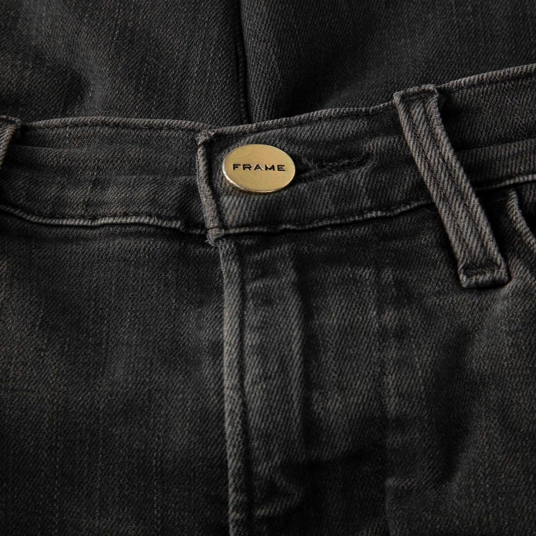 FRAME Vaqueros Negros Le High Straight Raw Hem Talla M en Excelente estado para la venta en London, GB